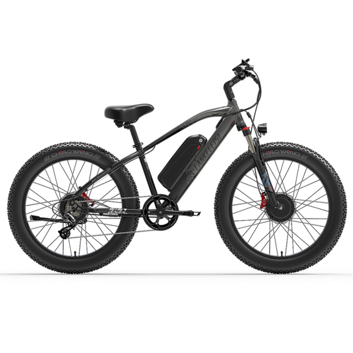 Schwarzes elektrisches Fatbike auf weißem Hintergrund. Markenname Lankeleisi, Vorderansicht.
