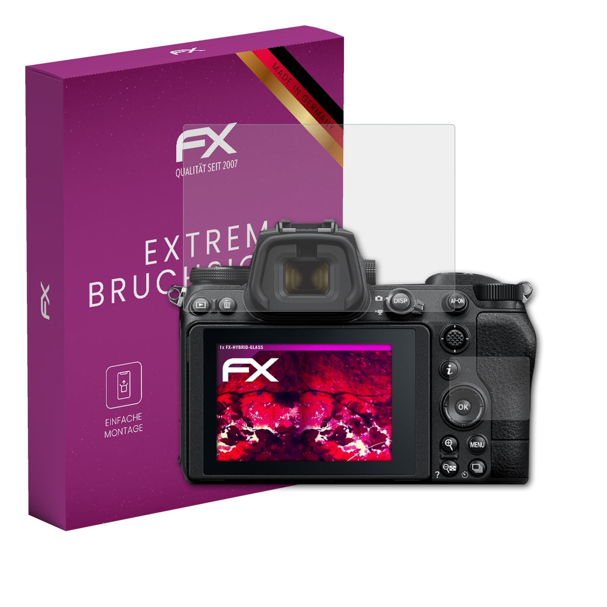 Kamera mit Displayschutzfolie, lila Box mit FX-Logo und Made in Germany Text.