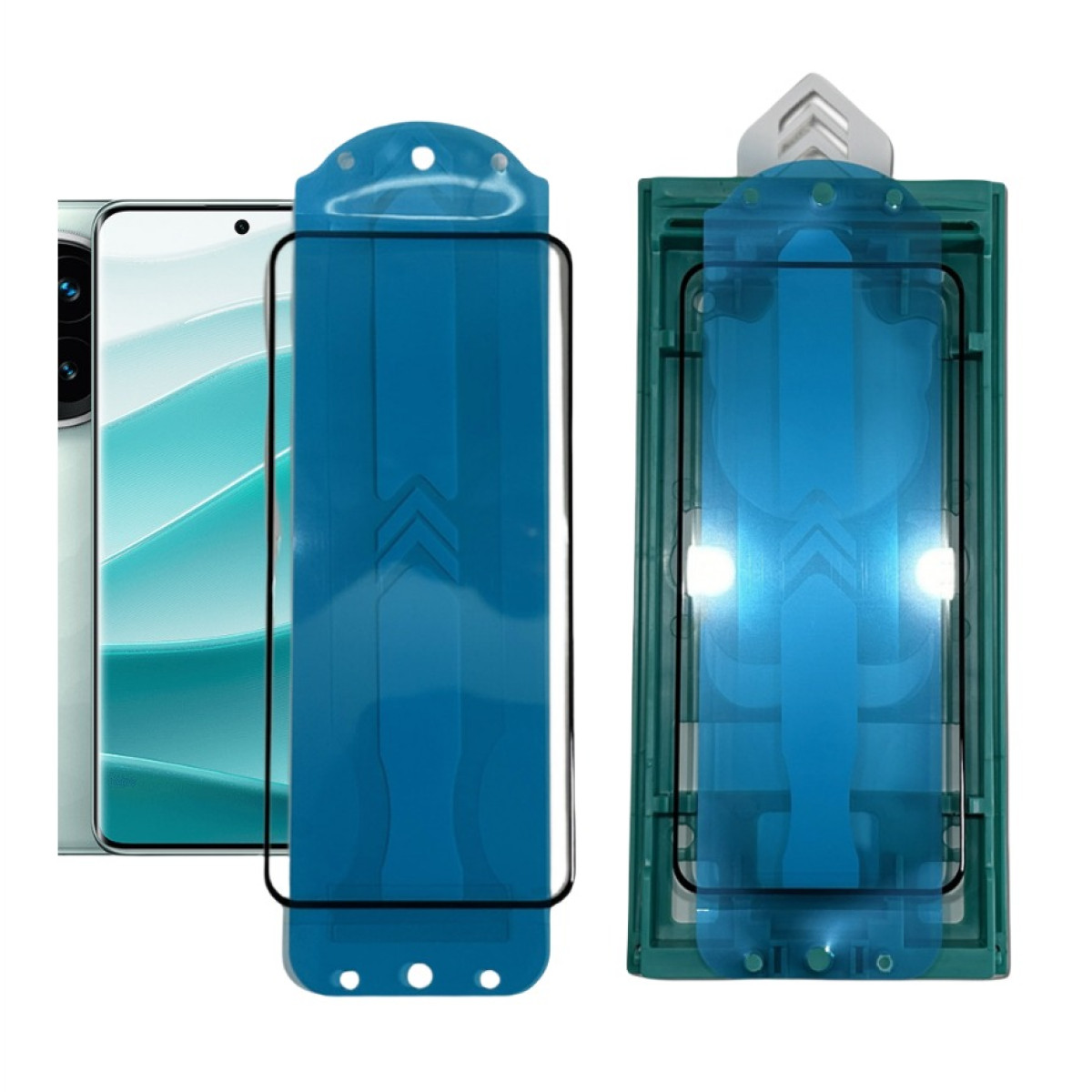 Telefono con protezione schermo, applicatore blu. Sfondo bianco. La protezione è al centro del telefono.