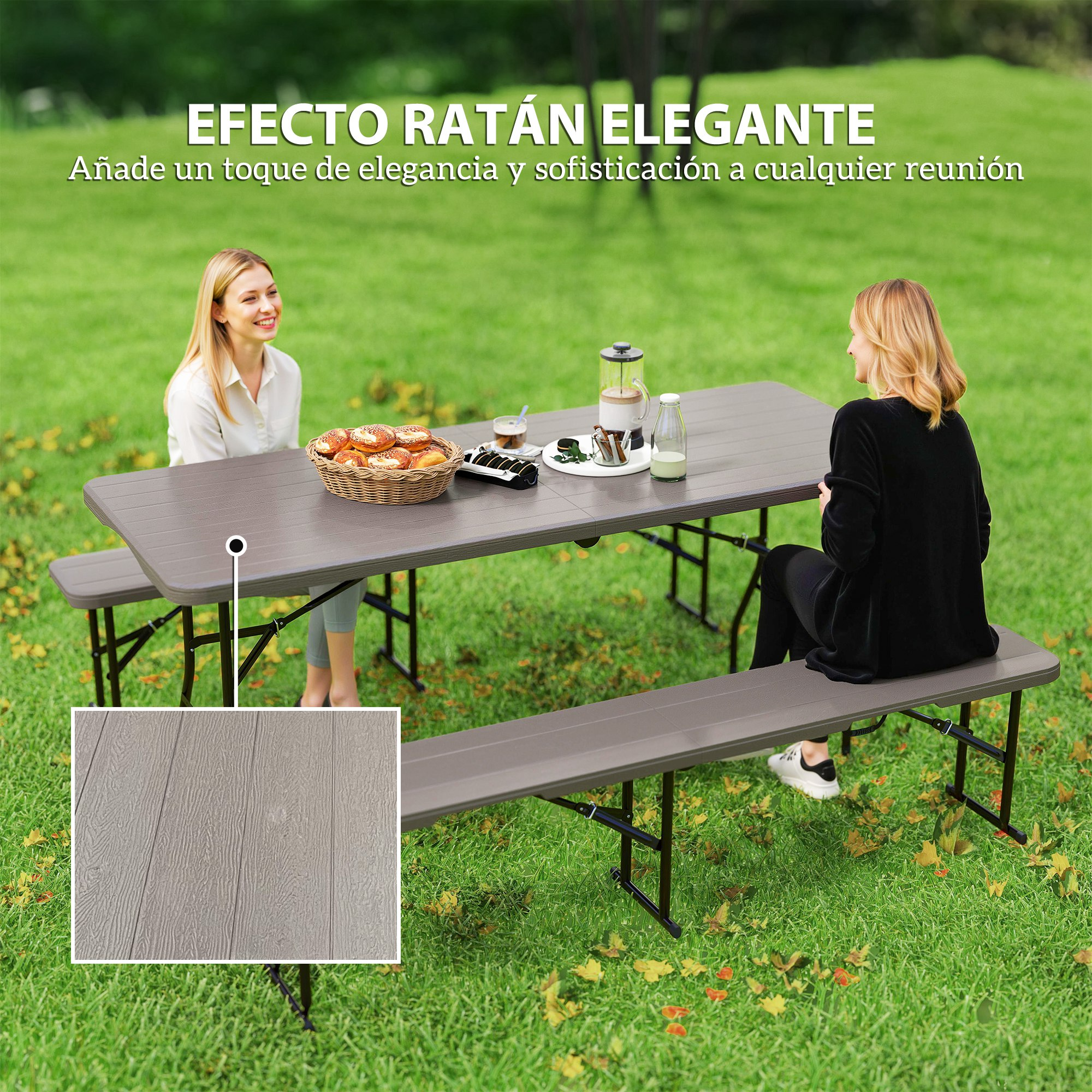 Dos mujeres en una mesa de picnic con bancos. Un primer plano muestra la textura de vetas de madera.
