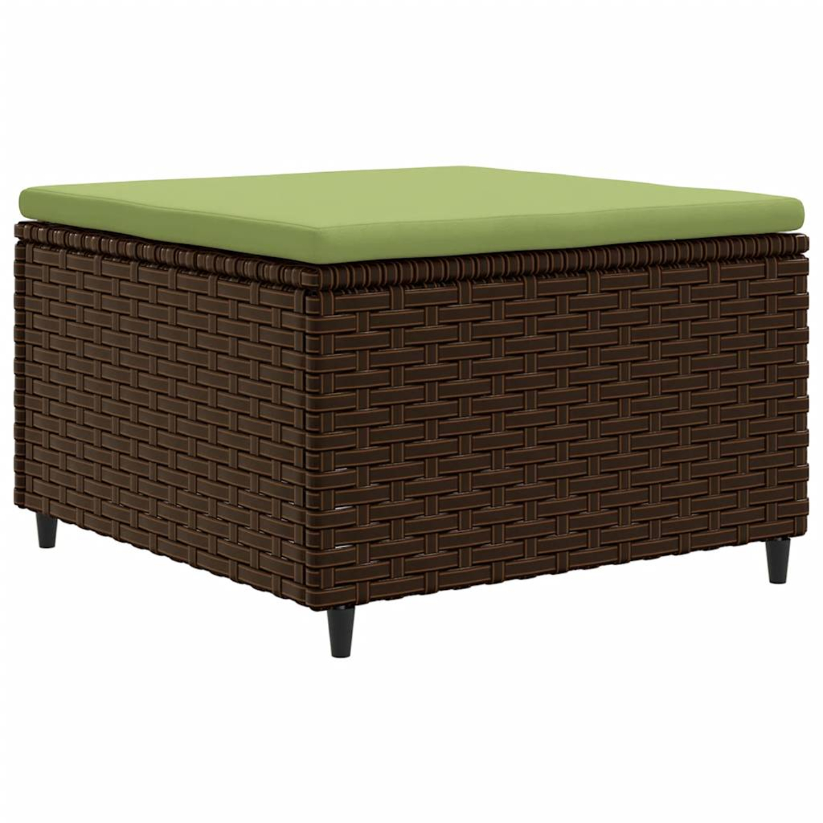 Pouff in vimini marrone con cuscino verde. Gambe nere. Sfondo bianco.