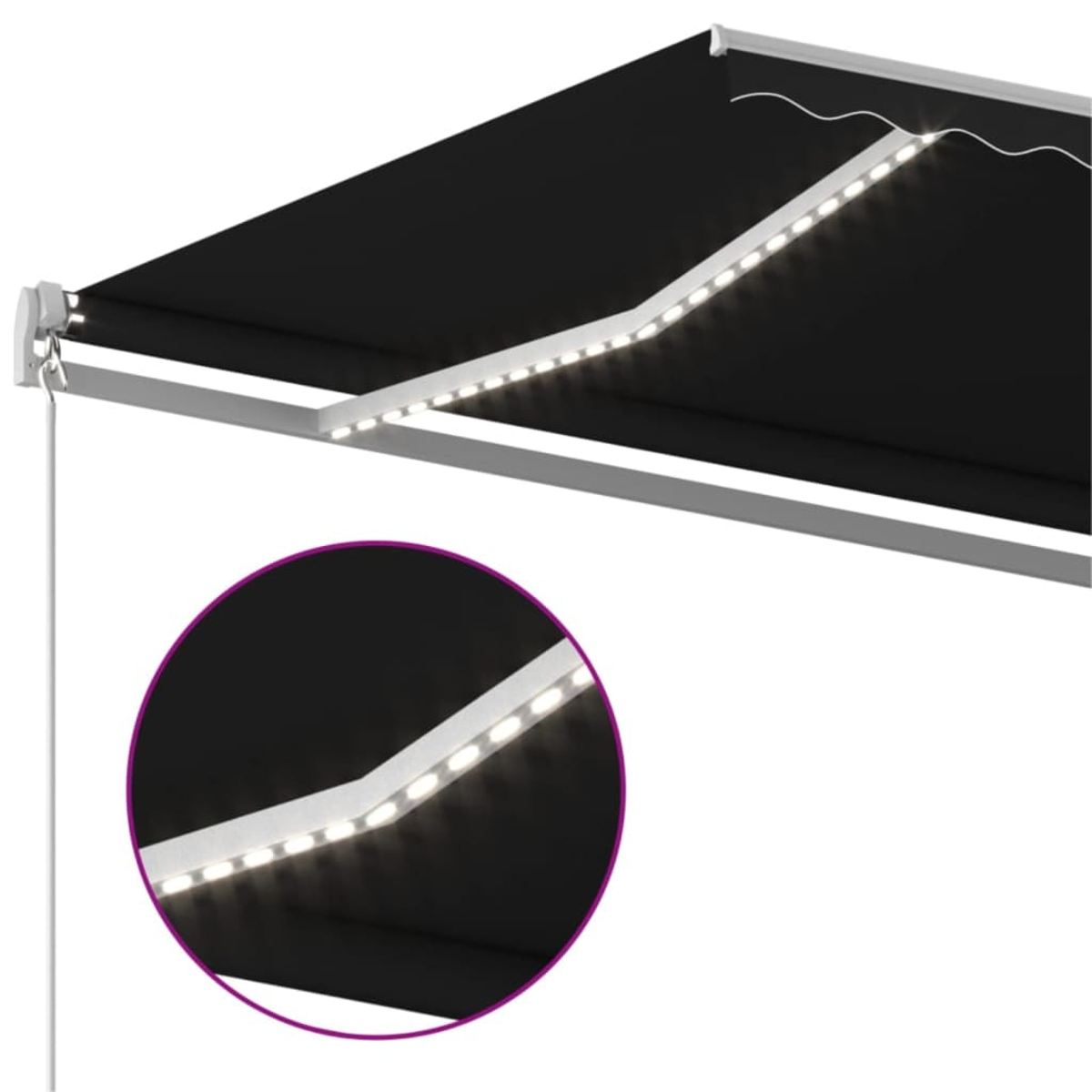 Nahaufnahme einer Markise mit integrierten LED-Leuchten. Die Lichter befinden sich an der Unterseite der Markise.