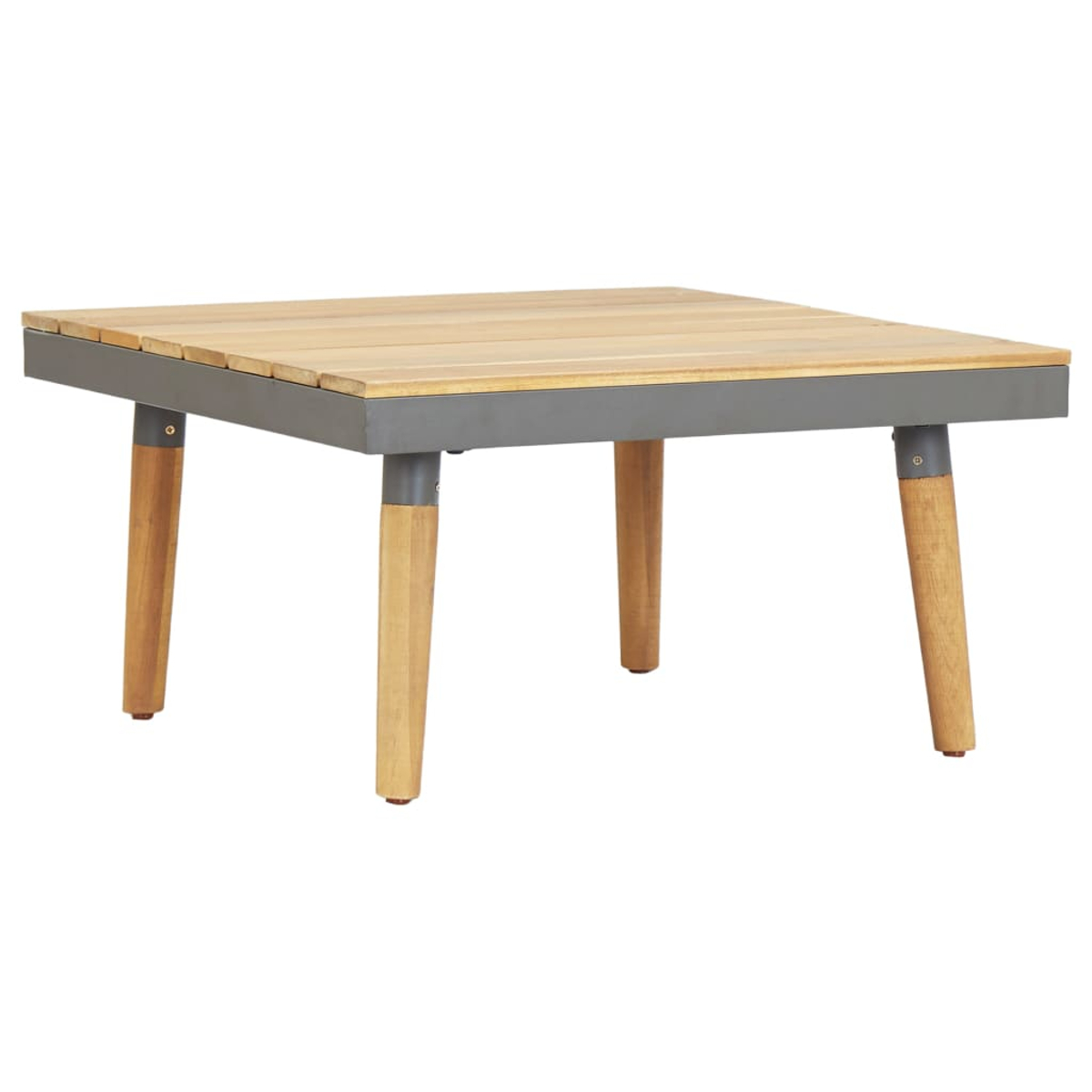 Quadratischer Holztisch für den Außenbereich mit Holzbeinen, auf weißem Hintergrund.
