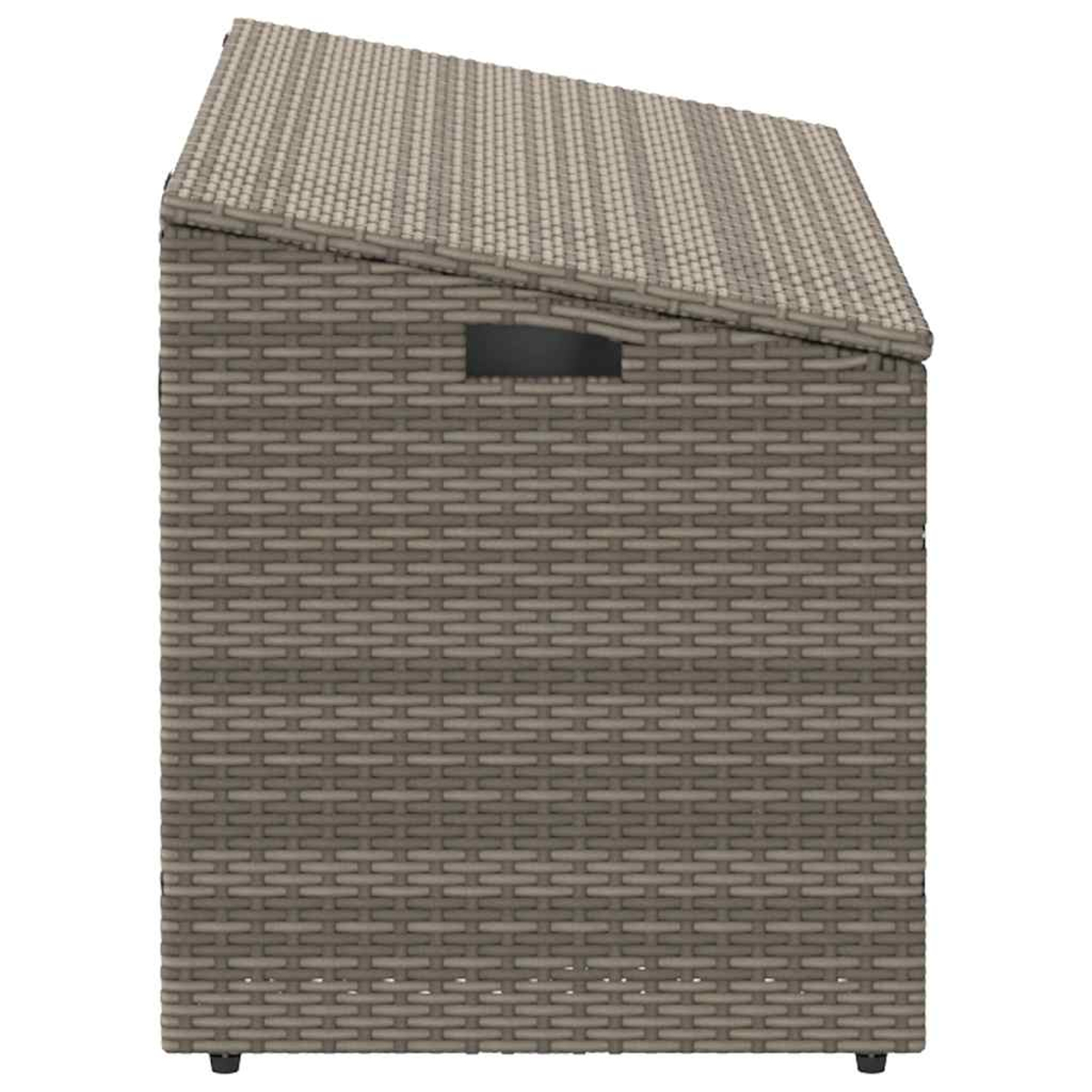 Seitenansicht einer Aufbewahrungsbox aus Korbgeflecht mit schrägem Deckel. Die Box ist hellbraun.
