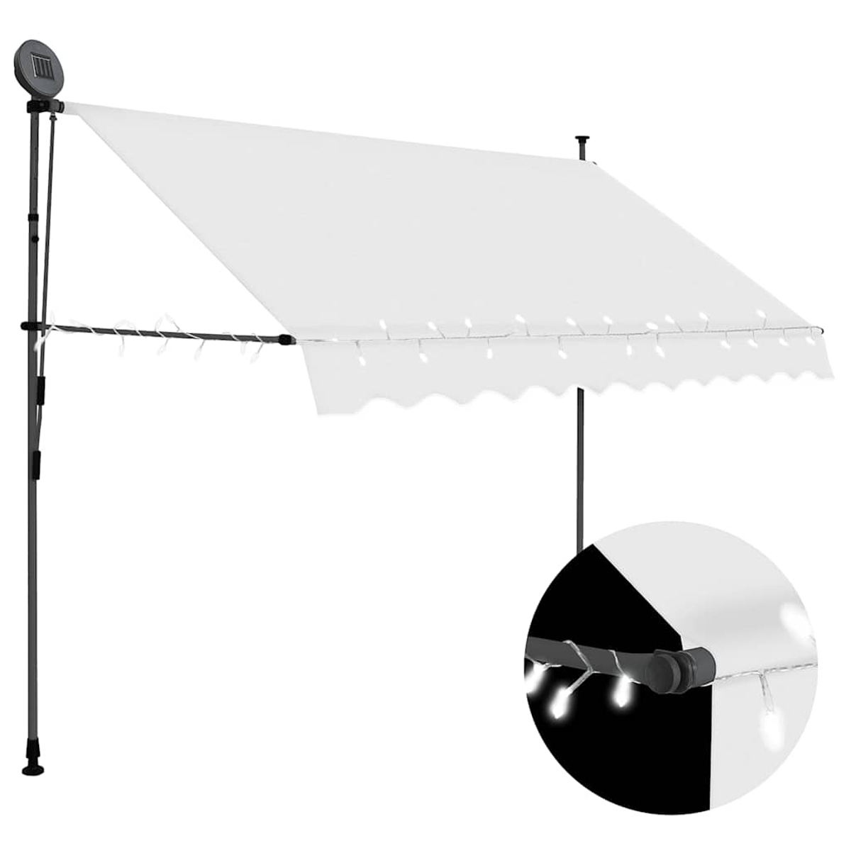 Weiße Markise, Lichter und ein Solarpanel. Detail der Lichter.