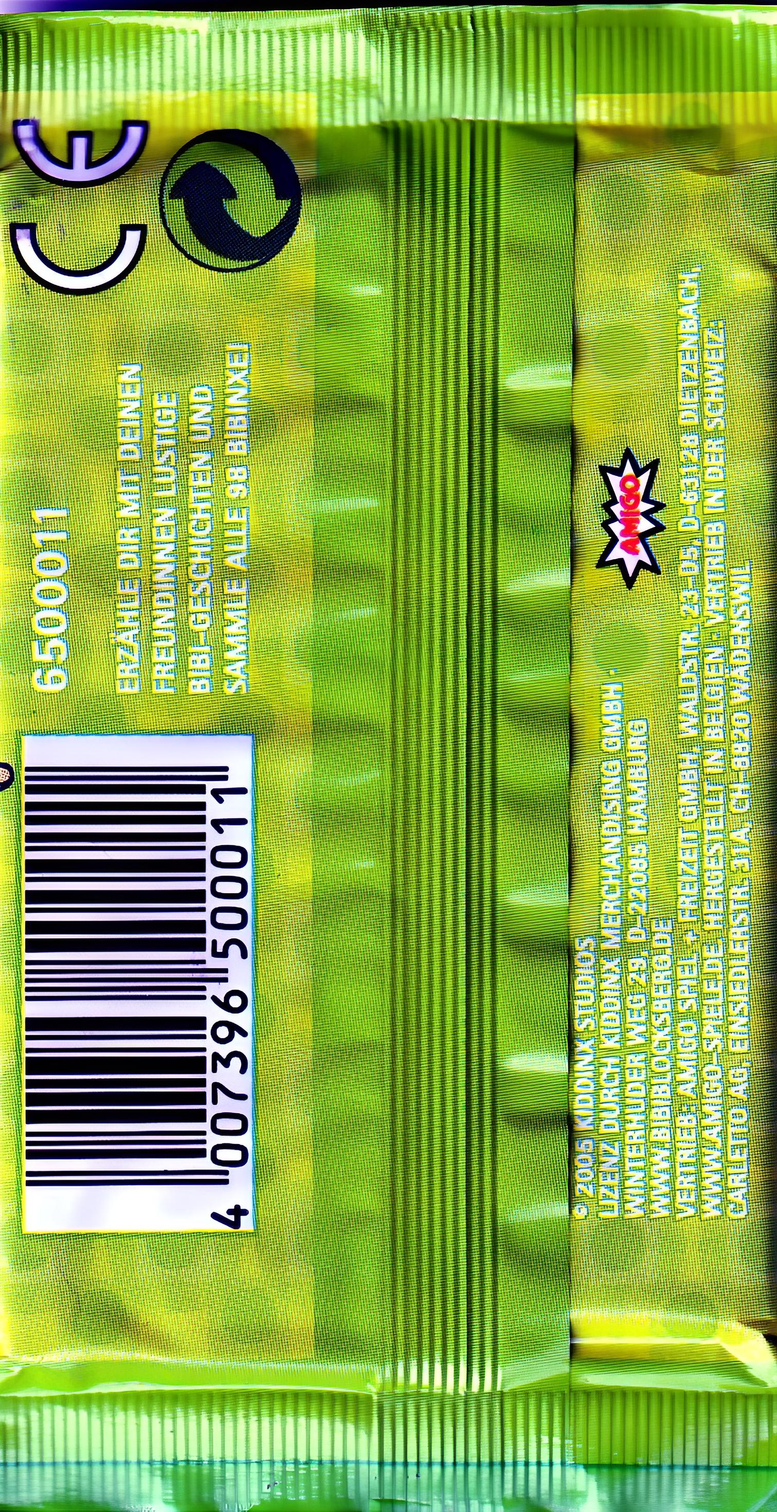 Ein grünes Päckchen mit Text und einem Barcode. Das Design des Päckchens ist vertikal gestreift.