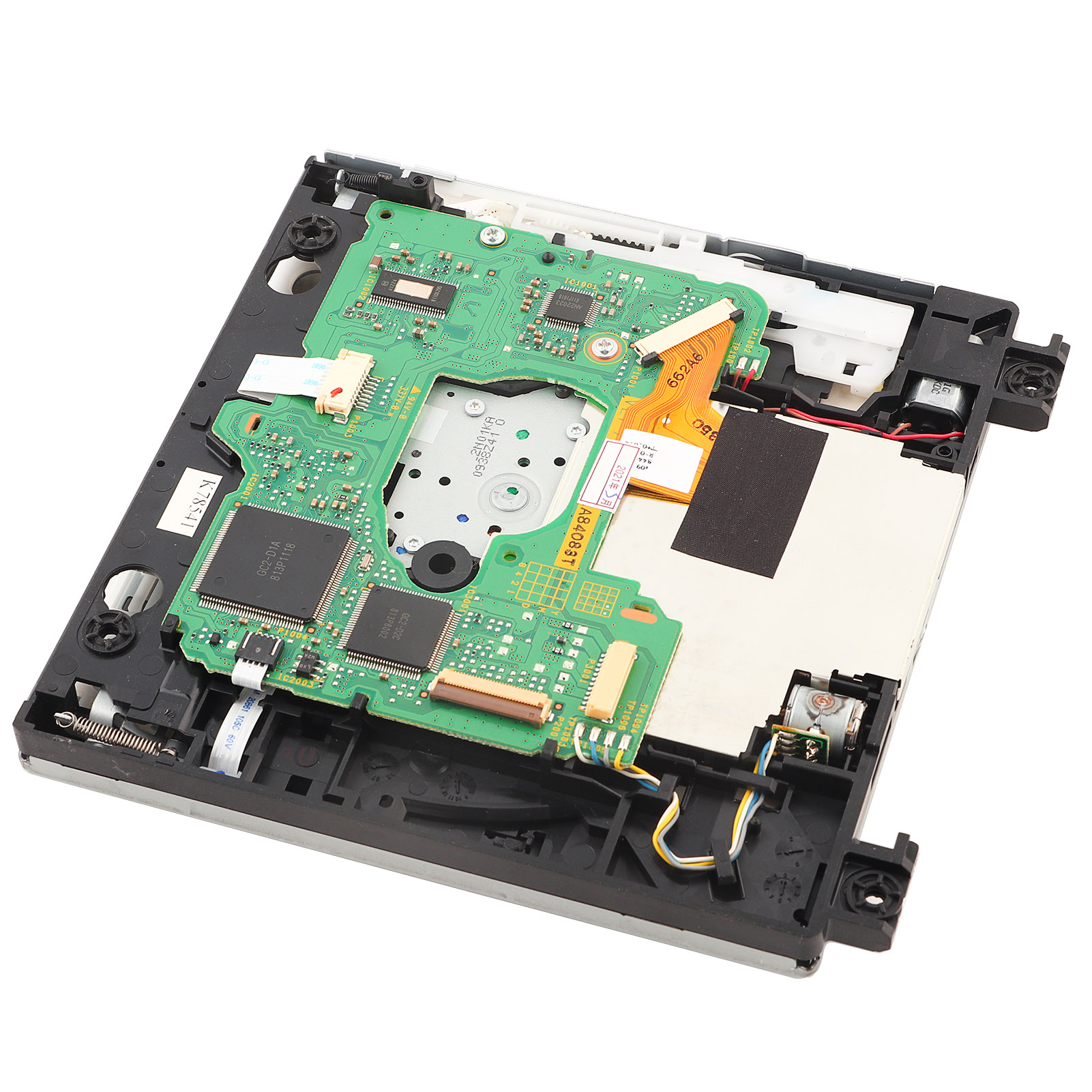 Grüne elektronische Komponente mit schwarzem Kopfhöreranschluss und Stecker.