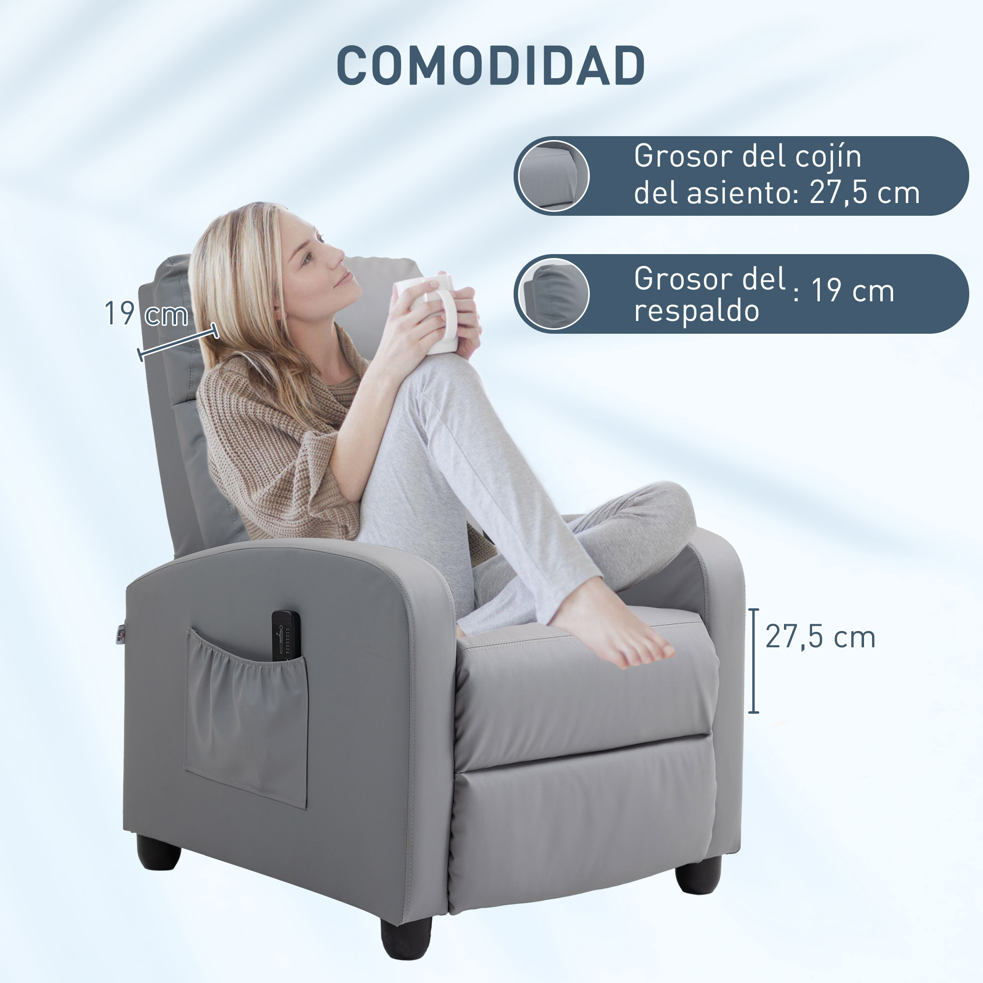 Mujer relajándose en un sillón reclinable gris, sosteniendo una taza. Detalles del grosor del asiento y respaldo.