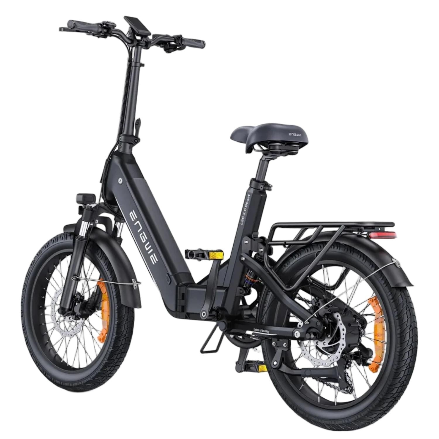 Bicicleta eléctrica plegable negra con neumáticos, luces y portaequipajes sobre fondo blanco.