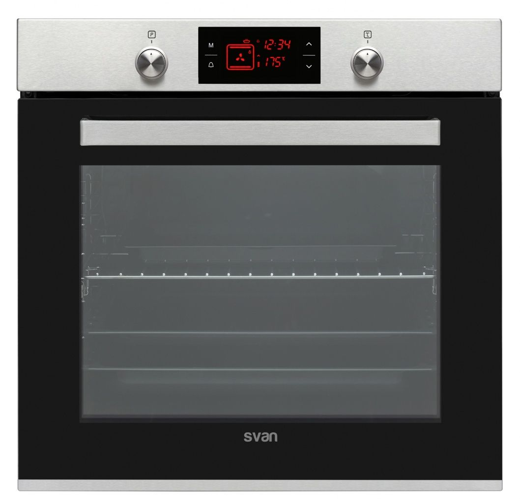 Un horno negro con una pantalla digital y dos mandos en la parte superior. La puerta es negra y el fondo blanco.