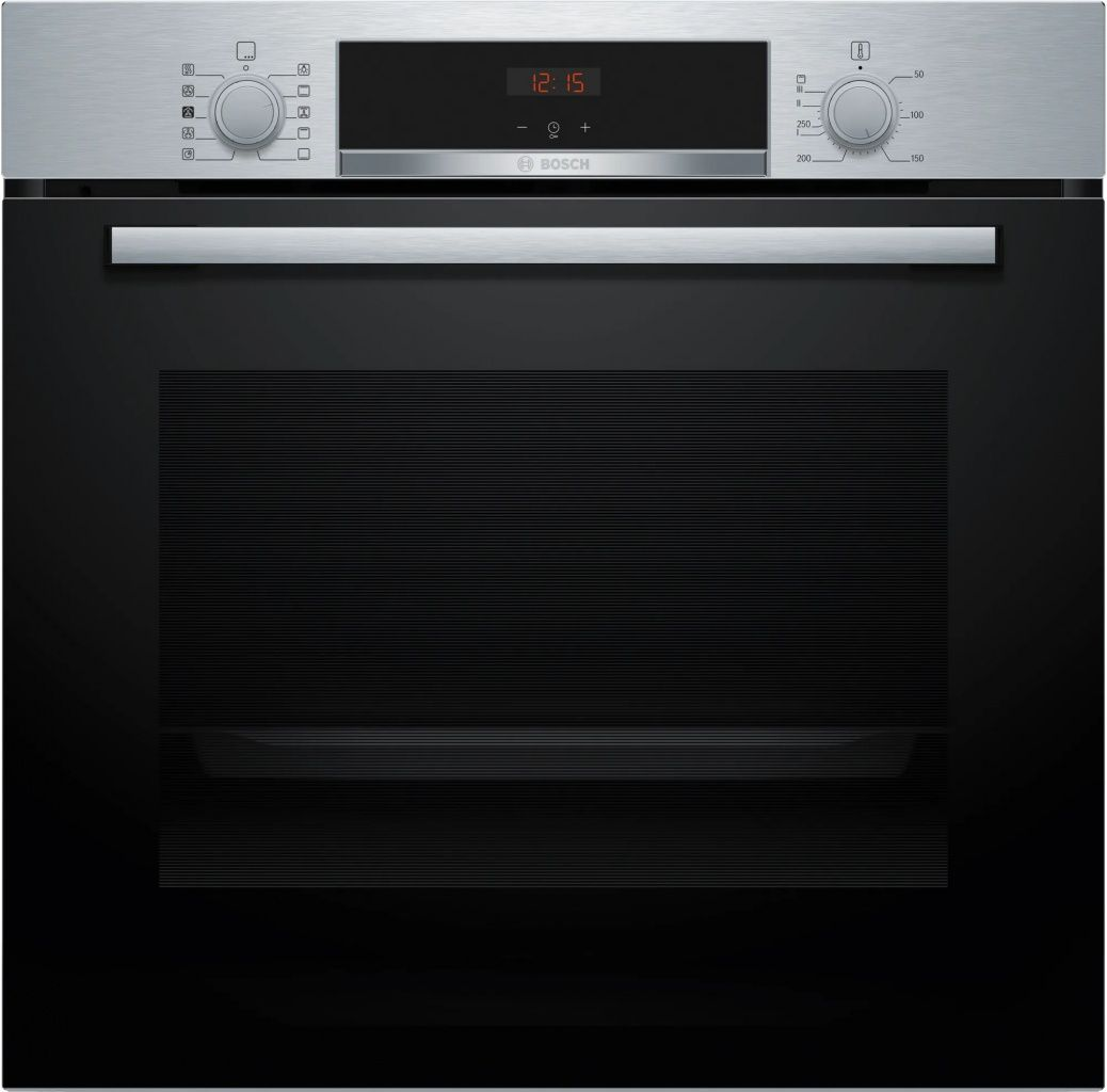 Horno de acero inoxidable. Cuenta con mandos, un reloj digital y una puerta negra.