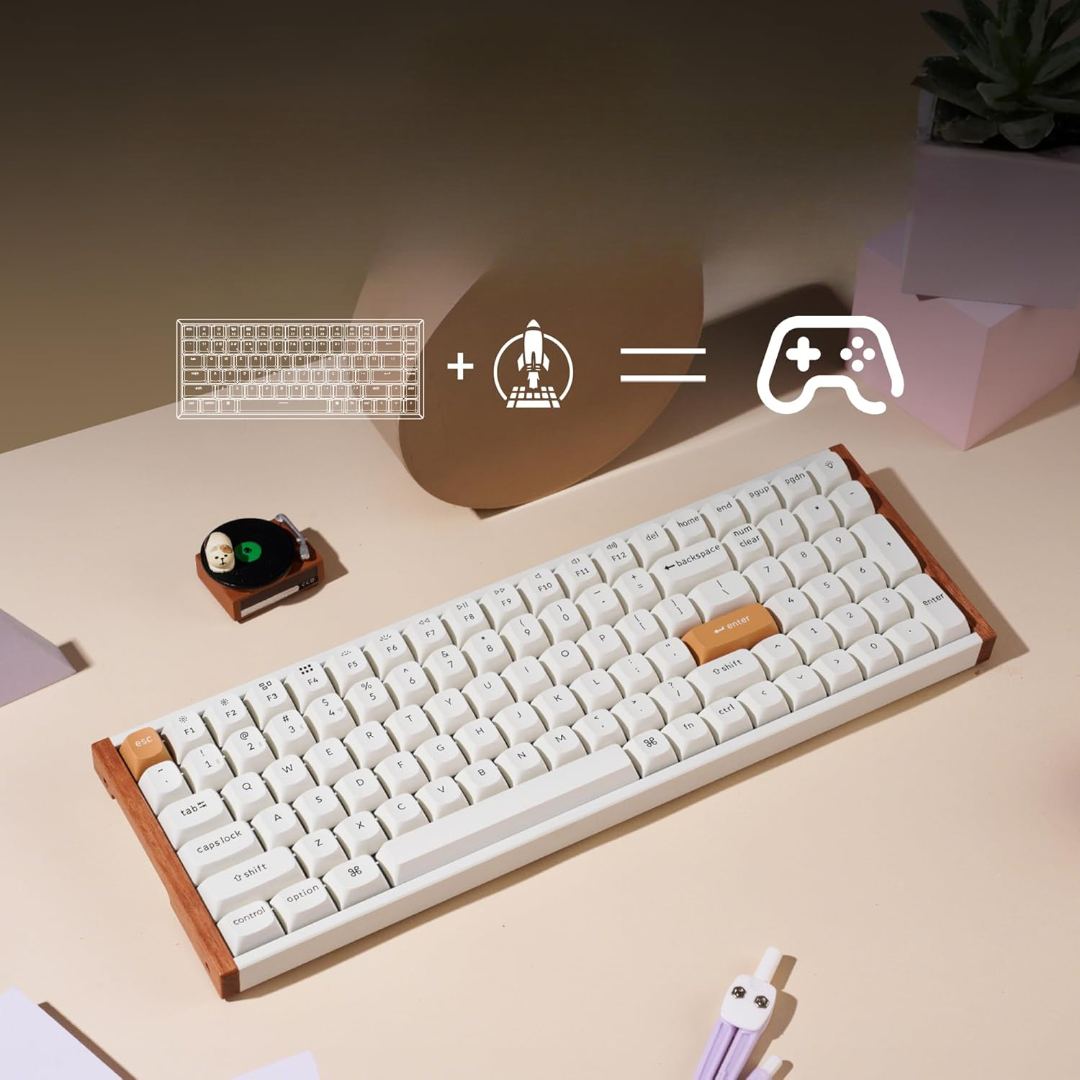 Biała klawiatura i rakieta z ikoną kontrolera gier po prawej stronie i tłem.