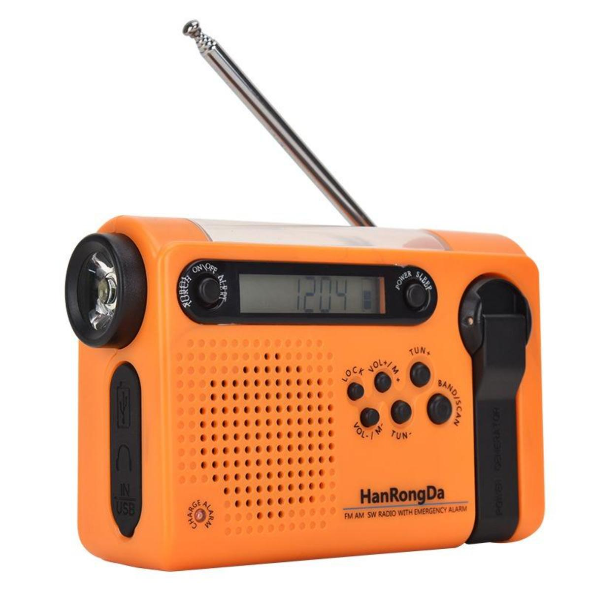 Oranges Notfunkgerät mit Taschenlampe, Antenne und USB-Anschluss. Es hat Knöpfe, eine Digitalanzeige und eine Handkurbel.