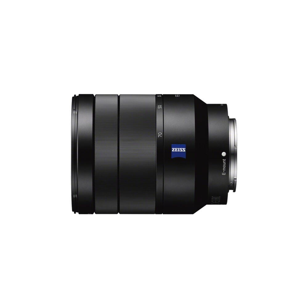 Un objetivo de cámara Zeiss negro. Tiene marcas de distancias focales y un logotipo azul de Zeiss.
