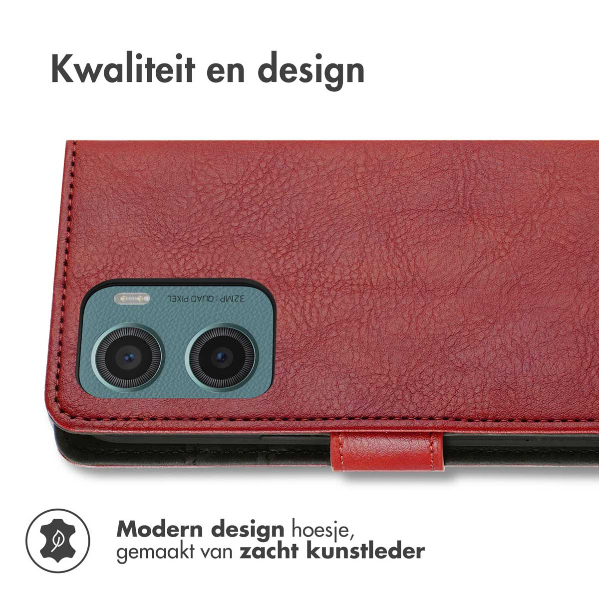 Rode leren hoes met cameradetail, tekst: Modern design hoesje, gemaakt van zacht kunstleder.