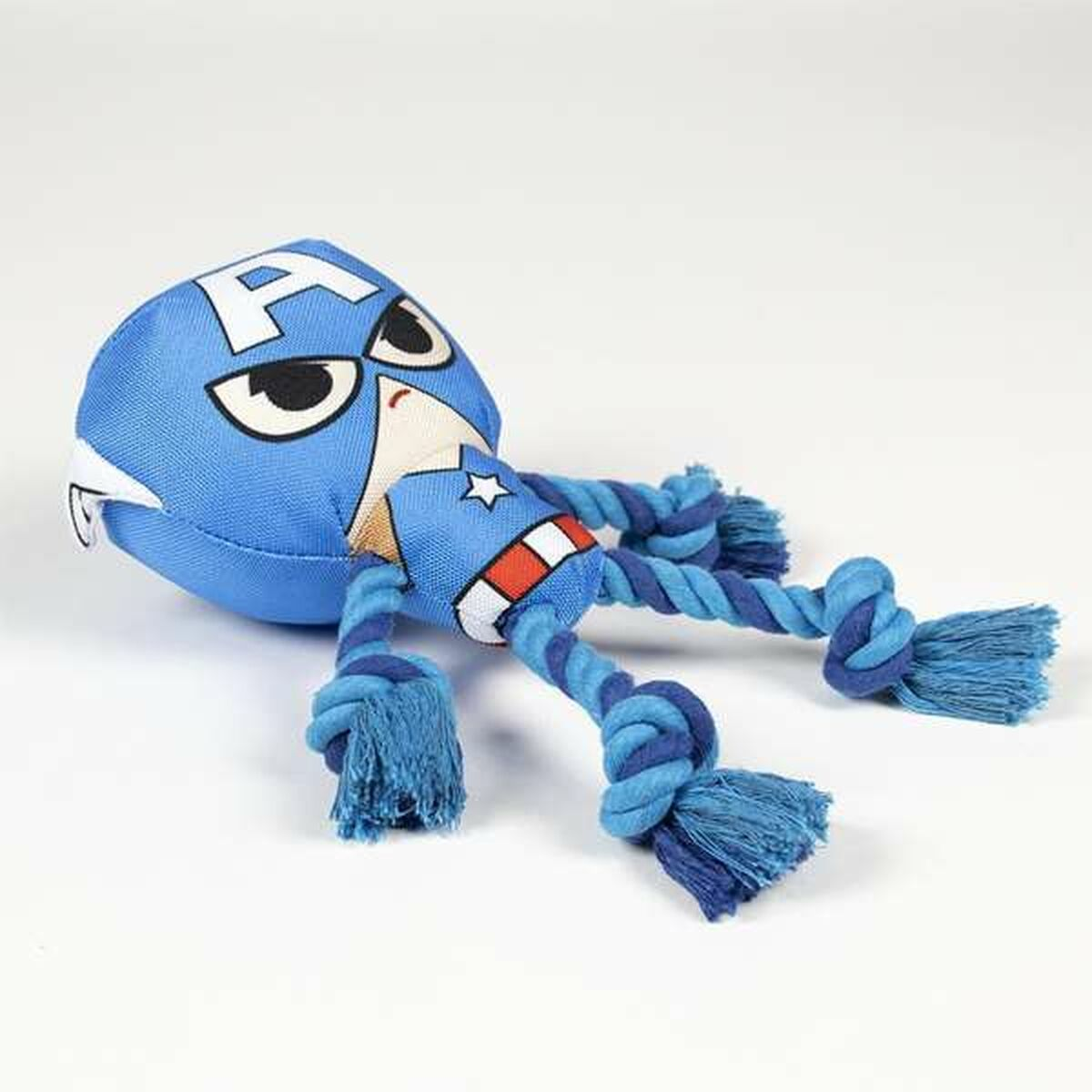 Giocattolo per cani di Capitan America di lato. Testa blu con la lettera A. Gambe e corpo di corda.