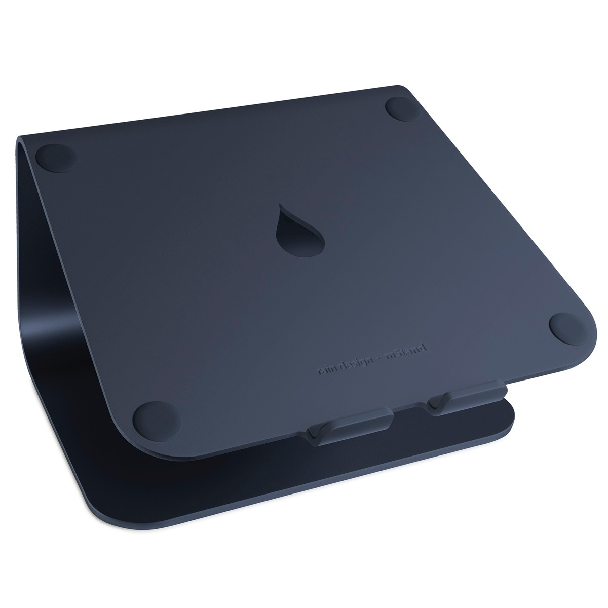 Dunkelblauer Laptopständer. Er hat ein gebogenes Design mit einem Ausschnitt und Gummifüßen.