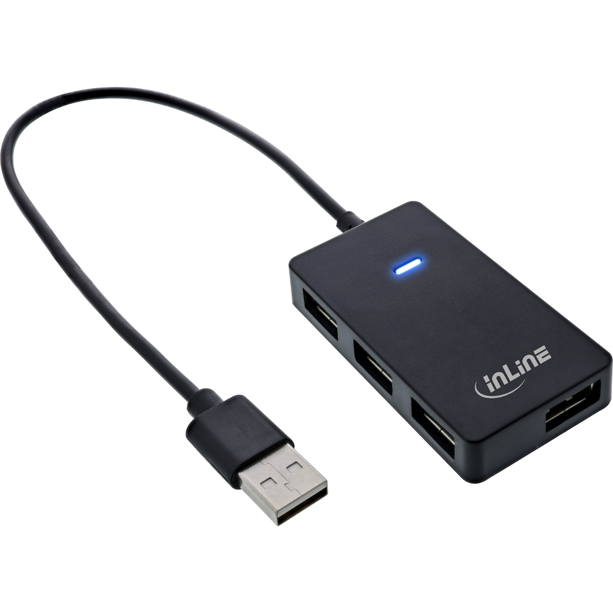 Hub USB nero con quattro porte USB, un cavo USB e una luce blu, su sfondo bianco.
