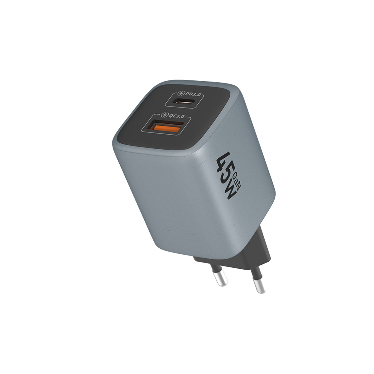 Graues USB-Ladegerät mit zwei Anschlüssen, schwarzem Stecker und 45W-Aufkleber. Schräg.