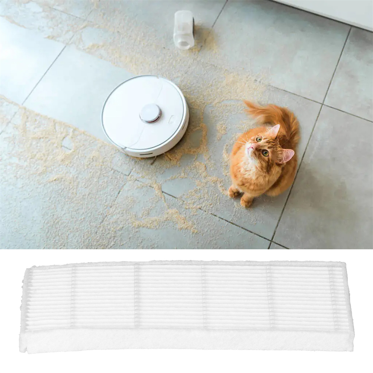 Roboter-Staubsauger auf grauem Boden mit Sägemehl. Eine orangefarbene Katze blickt auf den Staubsauger. Ein weißer Filter im Vordergrund.