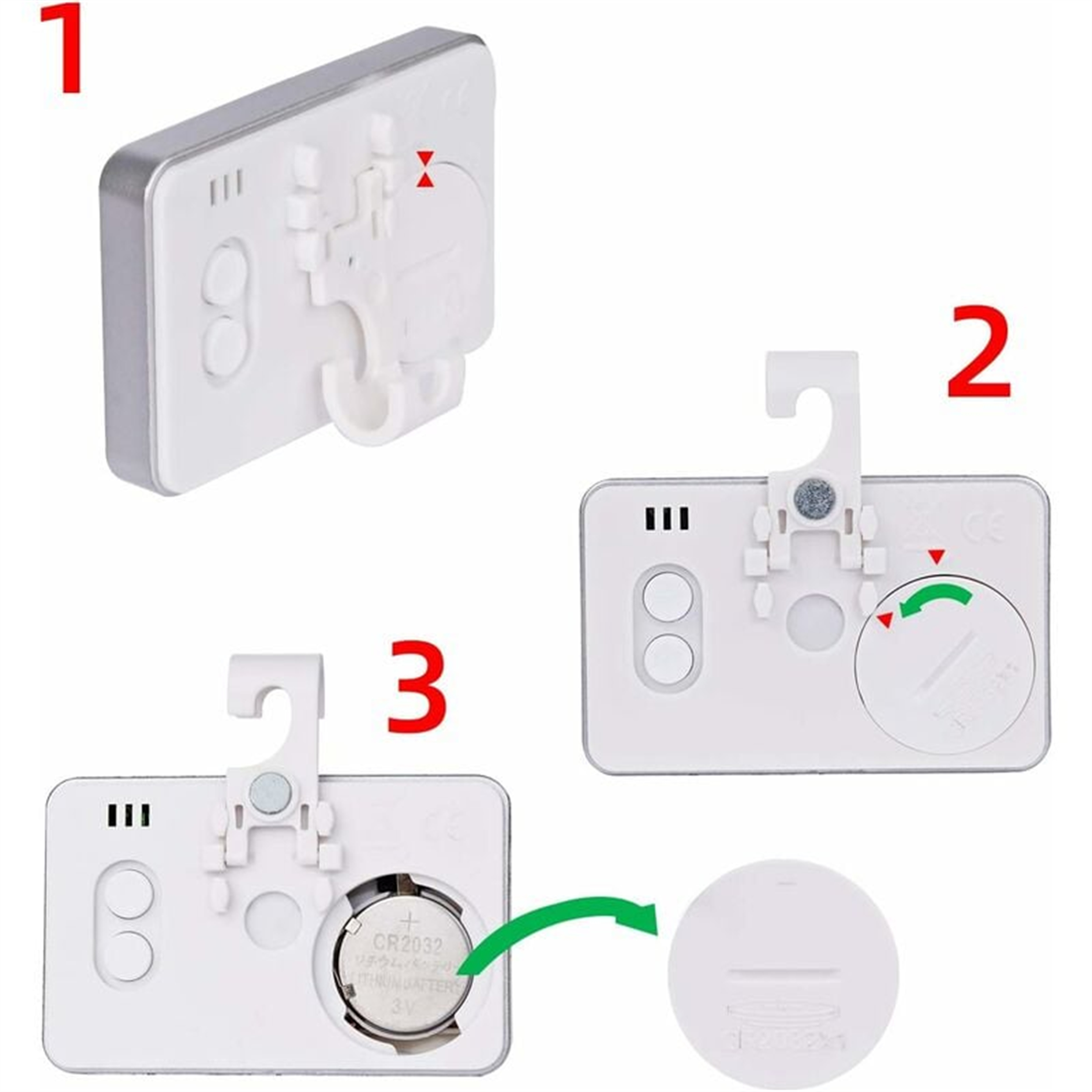 Drei Bilder, die die Rückseite eines kleinen weißen Geräts mit Knöpfen und einem Haken sowie ein Batteriefach zeigen.