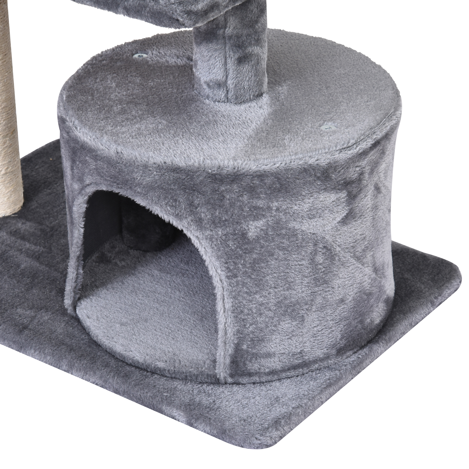 Un árbol para gatos gris con una casa para gatos y plataformas. Está sobre un fondo blanco.