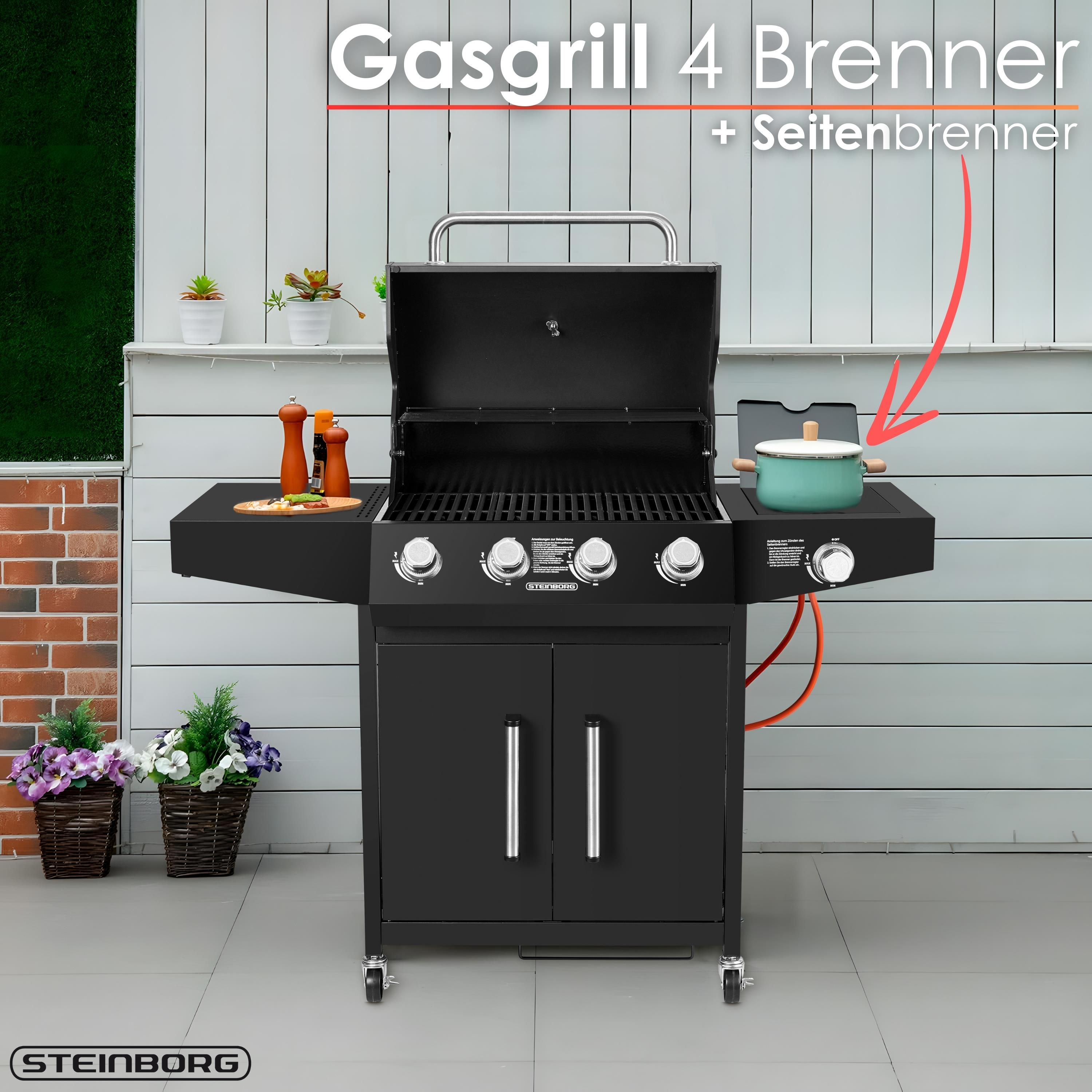 Schwarzer Gasgrill mit Brennern, Seitenbrenner und Zubehör. Der Grill ist draußen.
