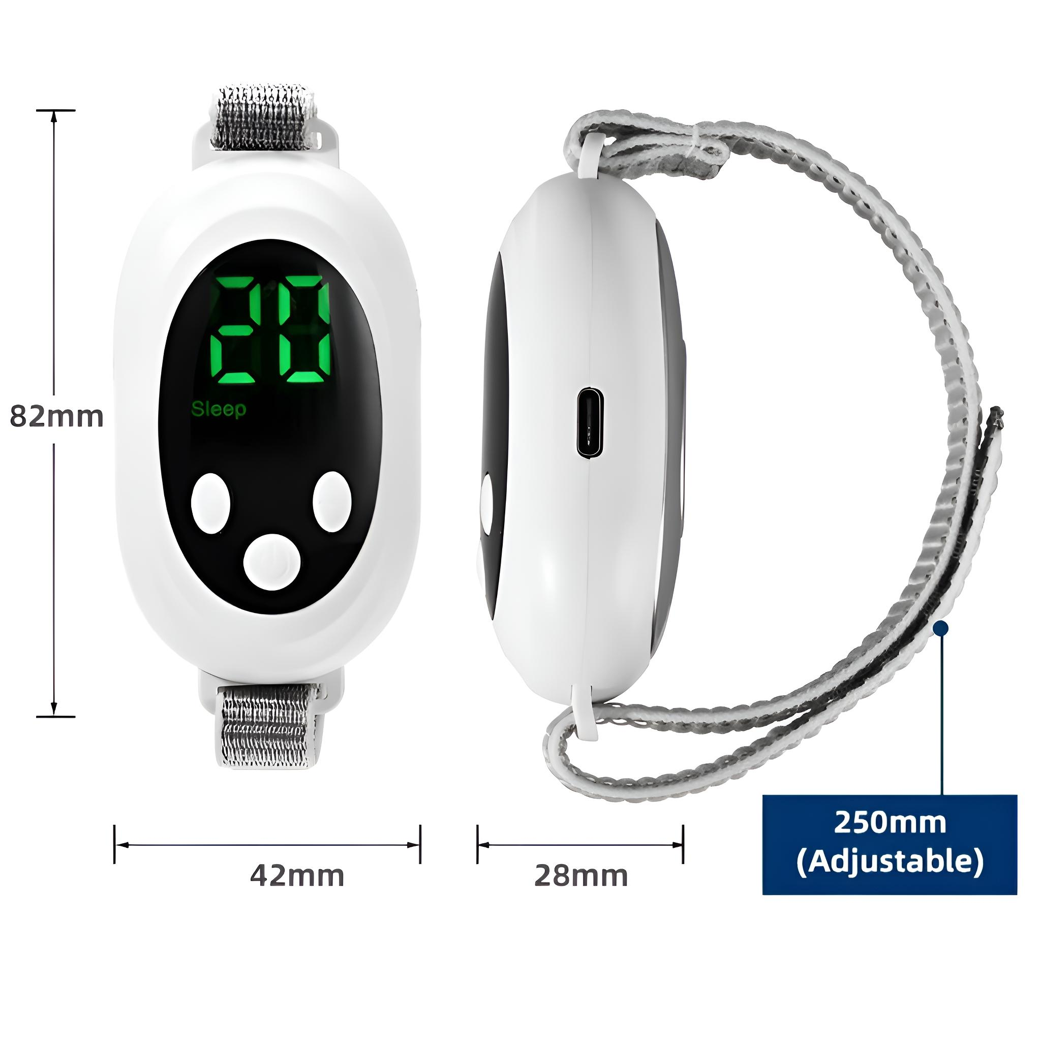Ein weißer Schlaftracker mit einem Bildschirm, der '20 Sleep' anzeigt. Er hat ein graues Band und ist 82 mm lang.