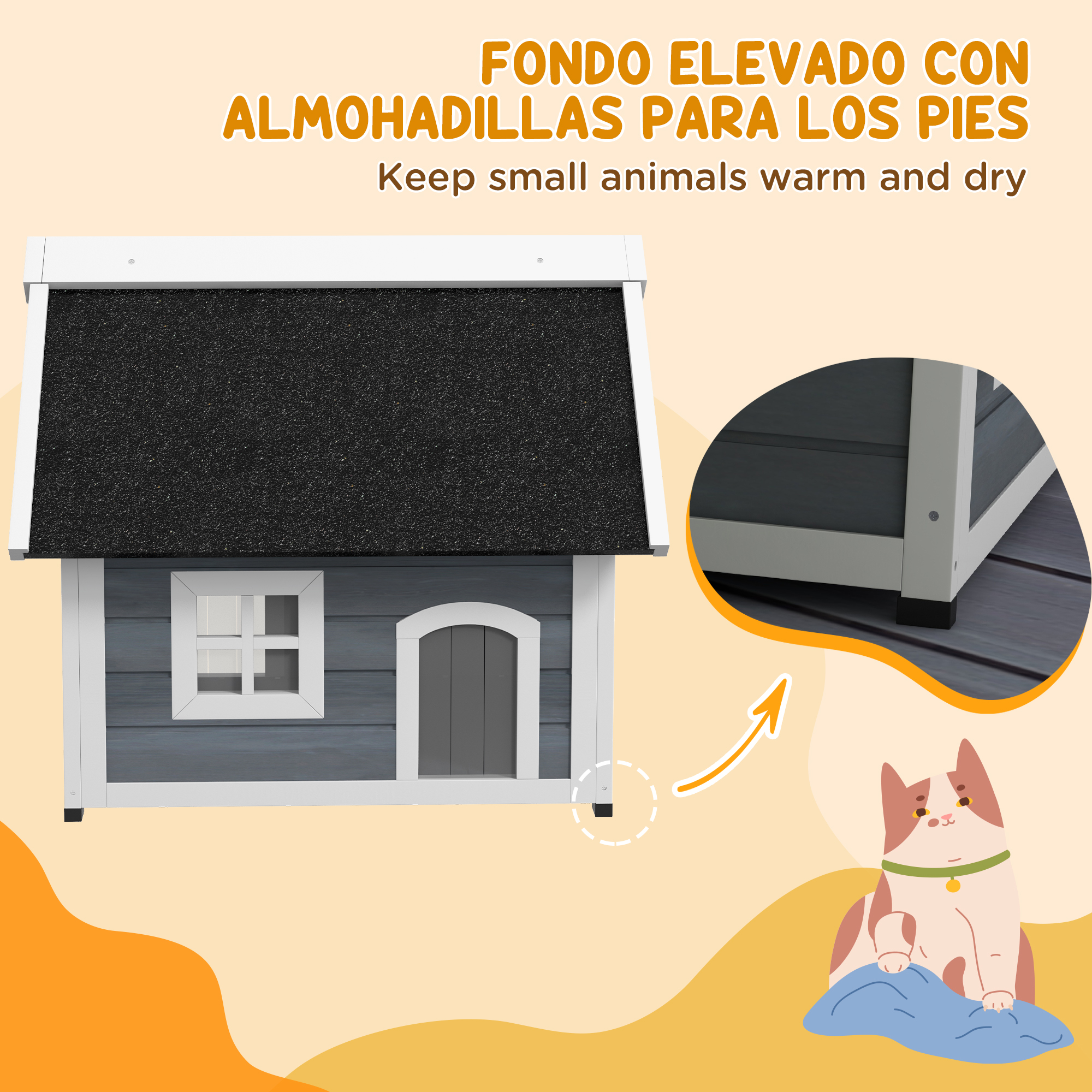 Una casita para animales pequeños con techo negro, ventana y puerta. Un gato está sentado en un cojín azul a la derecha. El fondo es gris.
