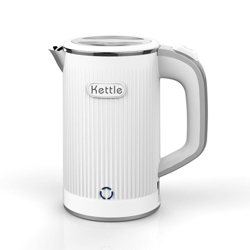 Weißer elektrischer Wasserkocher mit Griff und dem Wort 'Kettle' darauf. Es ist auf weißem Hintergrund.
