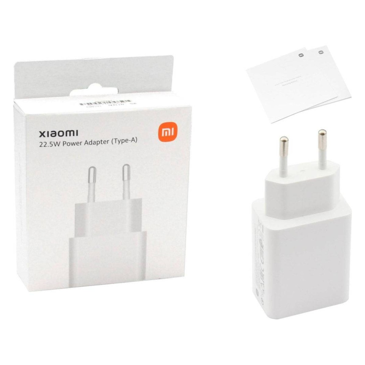 Biały zasilacz Xiaomi 22.5W w pudełku i sam adapter z widocznymi bolcami.