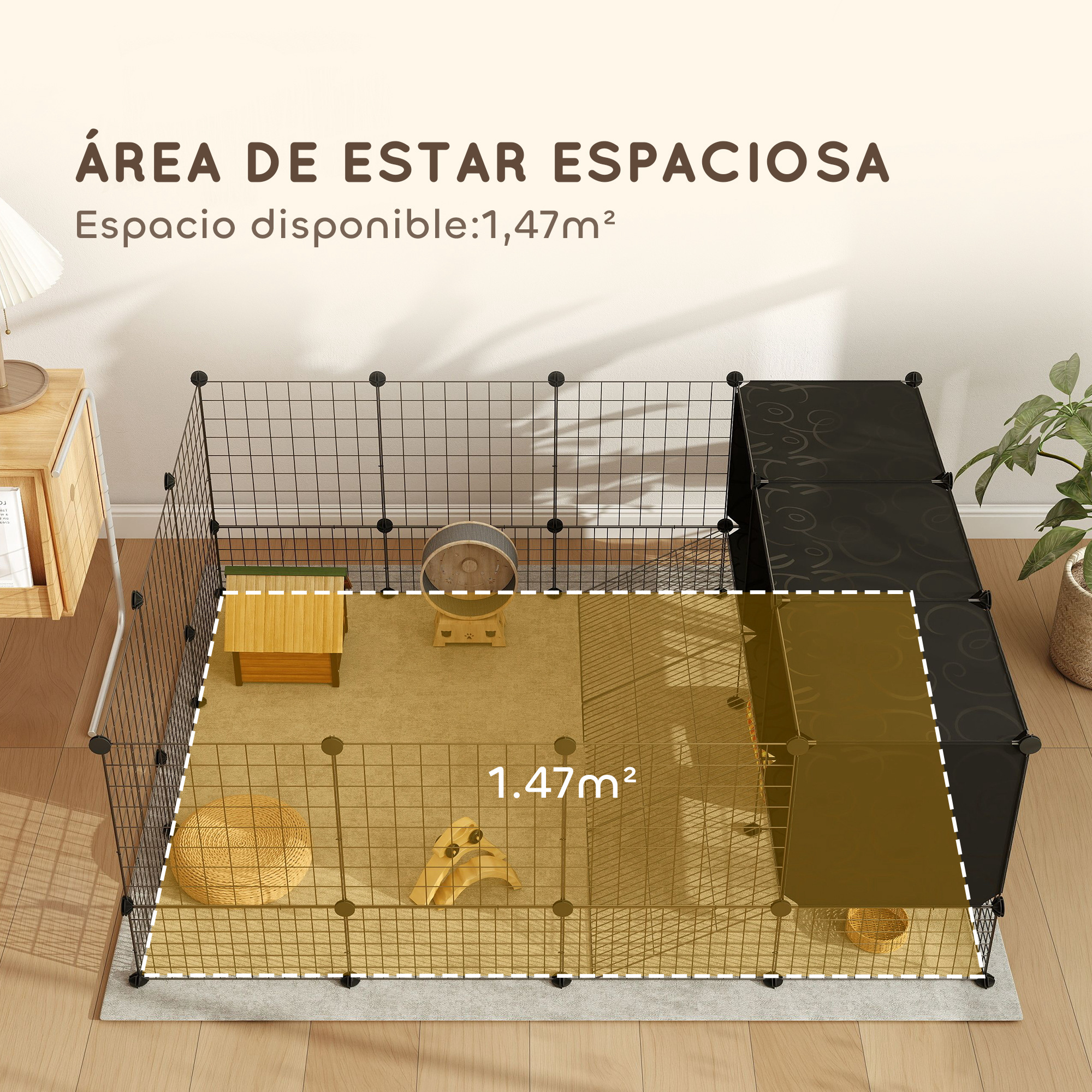 Un hábitat para mascotas con marco de alambre, rueda para hámsteres y juguetes. El área disponible es de 1,47 m². El texto dice Amplia zona de estar.
