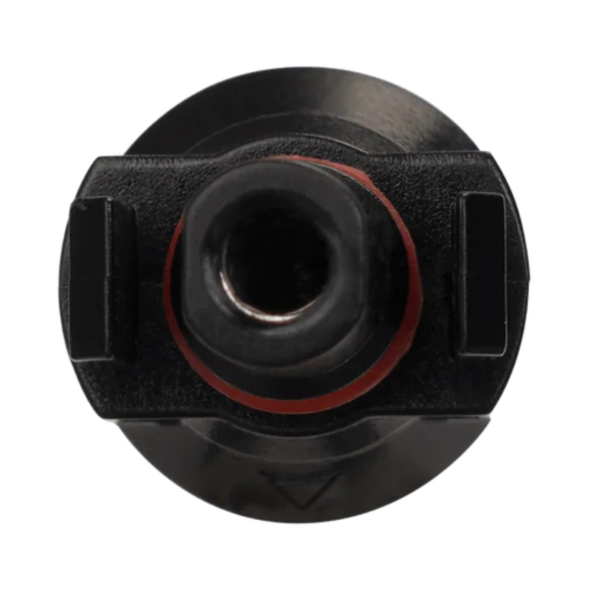 Czarny okrągły element z czerwonym pierścieniem. Ma prostokątne części po bokach i centralny otwór.