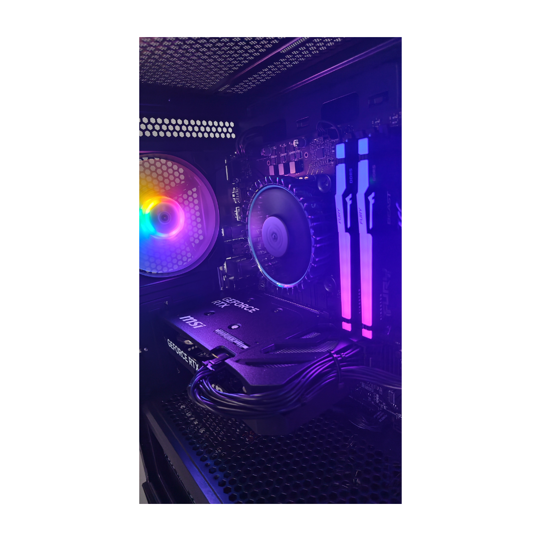 Scatto interno del computer con scheda grafica, RAM e ventole, che mostra effetti di luce colorati.