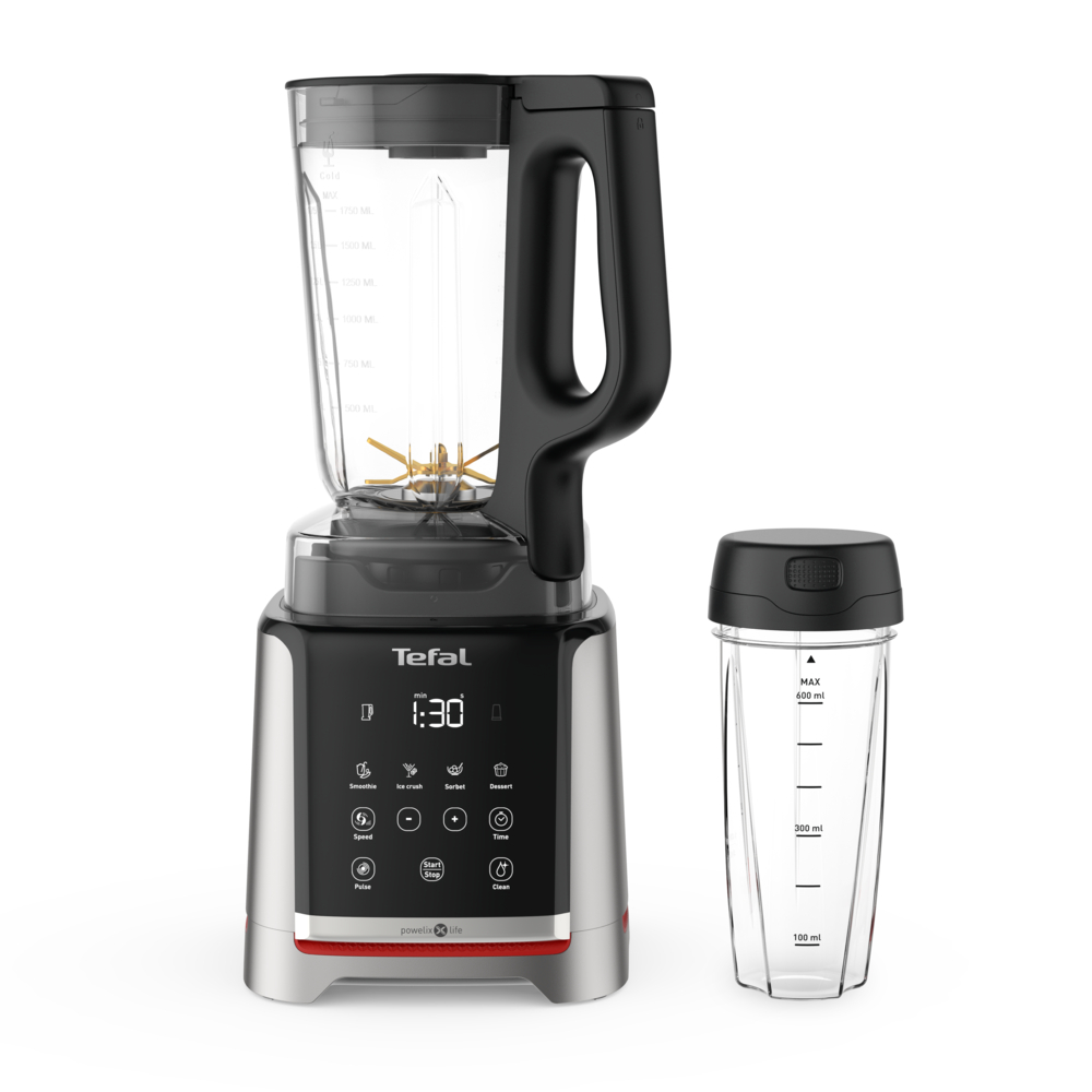 Ein Tefal-Mixer mit schwarzem Griff und separater Tasse. Der Mixer ist silberfarben mit schwarzen Akzenten und digitaler Anzeige.