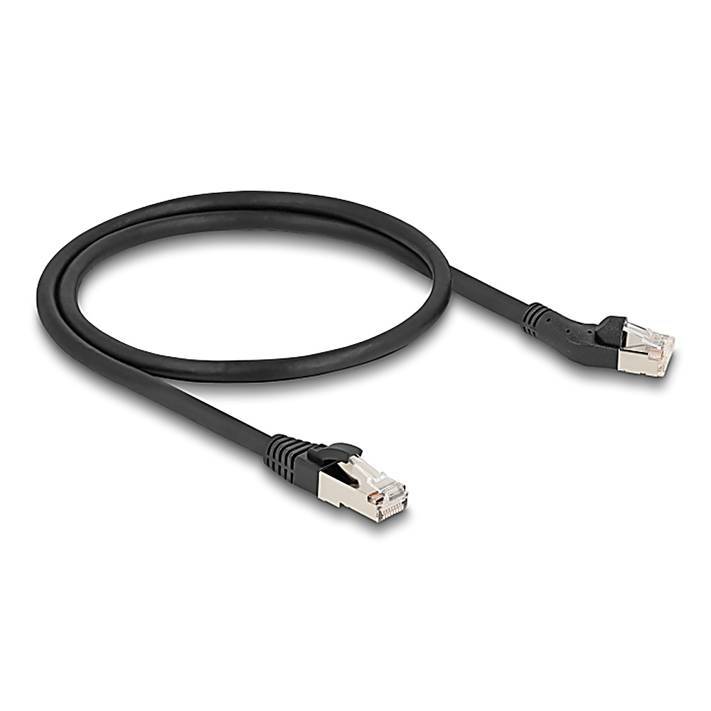 Un cavo Ethernet nero con due connettori. Entrambi i connettori sono dritti.