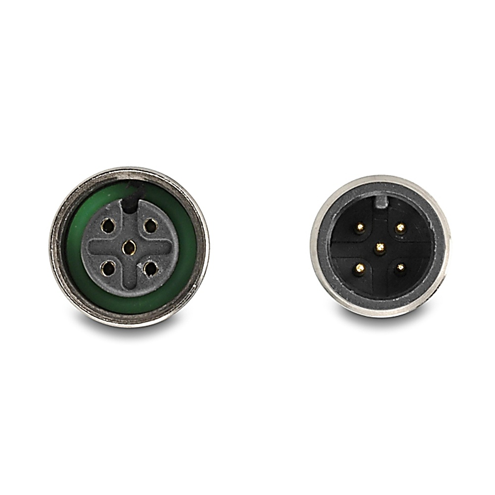 Due connettori rotondi. Uno ha 4 pin e bordo verde, l'altro ha 5 pin. Sfondo bianco.