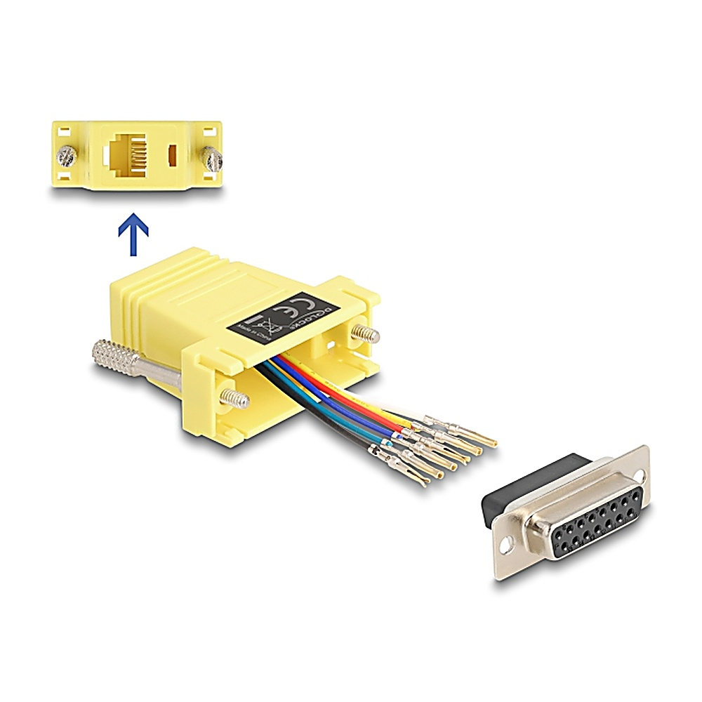 Adattatore giallo con più fili e connettori. Connettore DB9 a destra. RJ45 in alto.