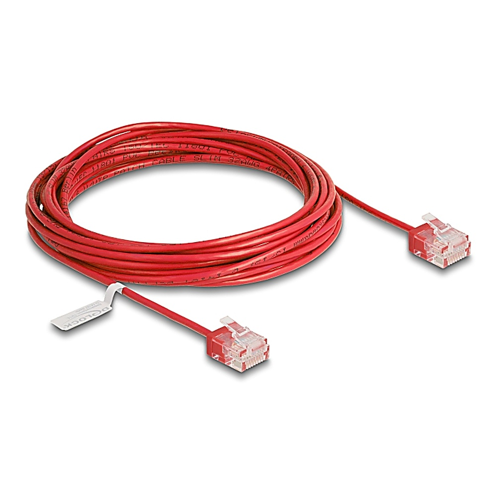Cavo di rete rosso con connettori RJ45 su entrambe le estremità.