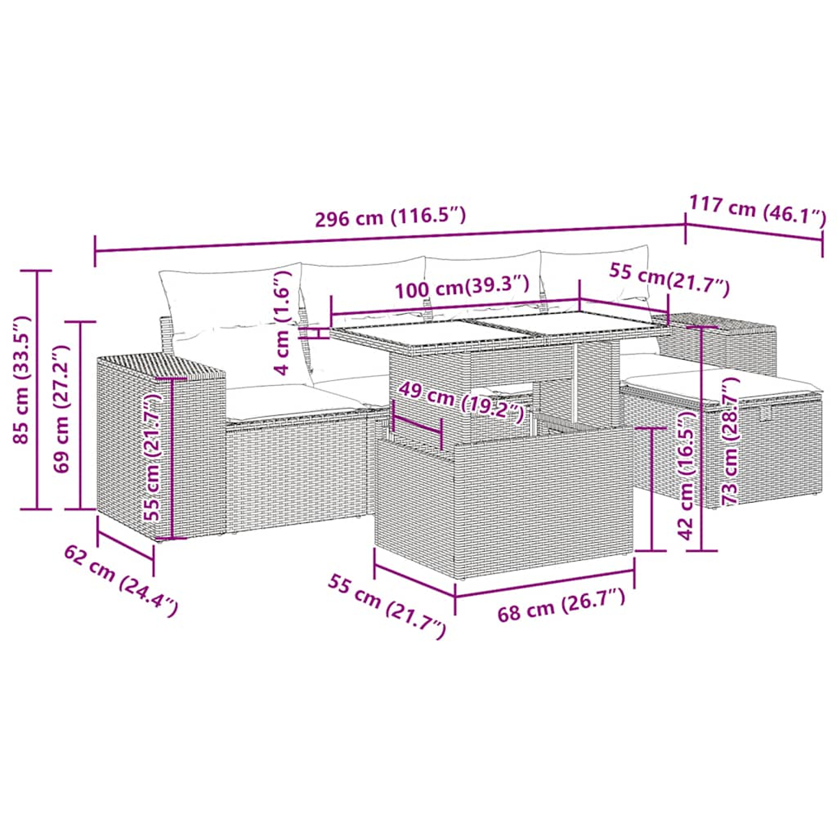 Ein Diagramm zeigt die Abmessungen einer Rattan-Terrassengarnitur mit weißen Kissen und einem Tisch.
