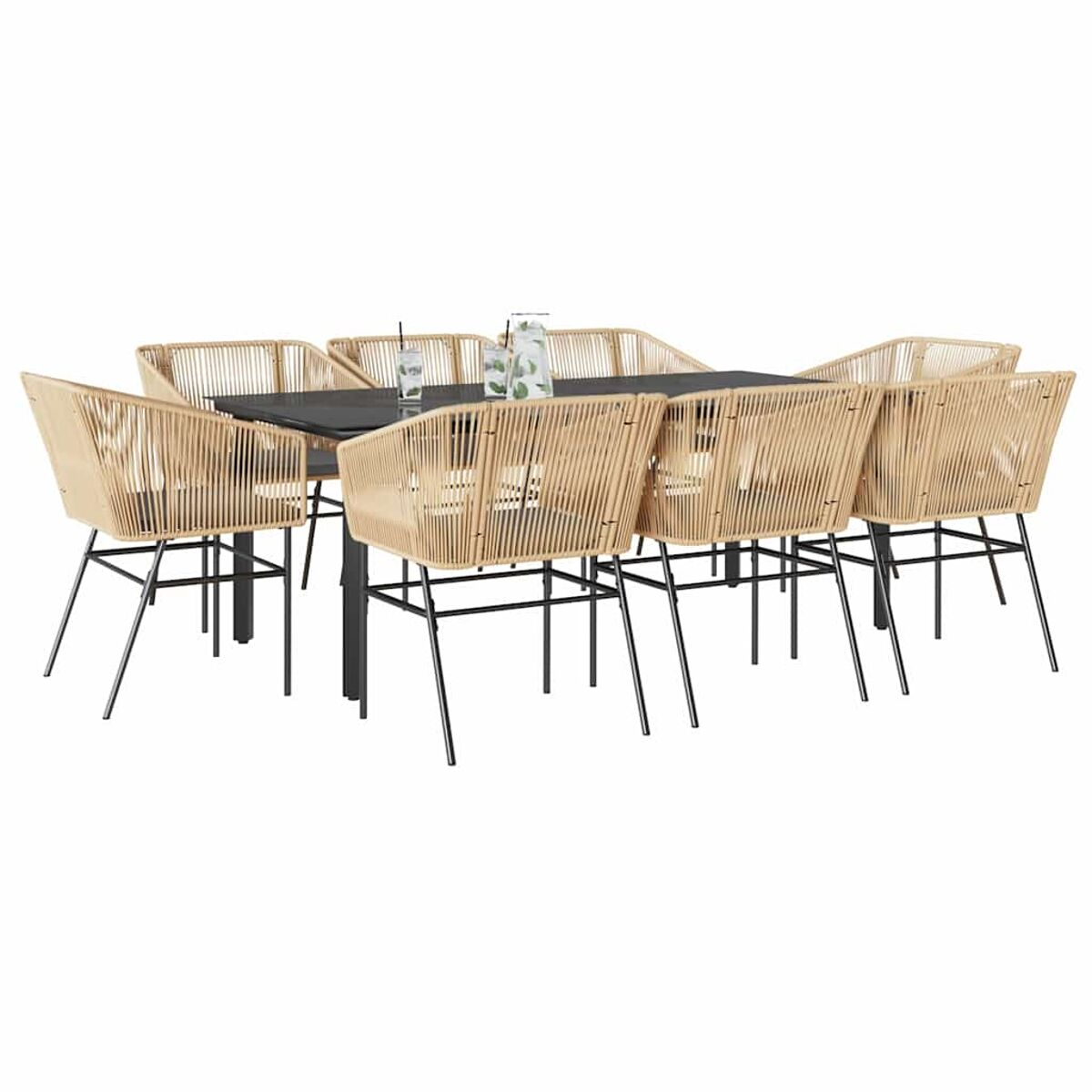Essgruppe im Freien: schwarzer Tisch, Korbstühle. Inklusive Getränke und Pflanzen.
