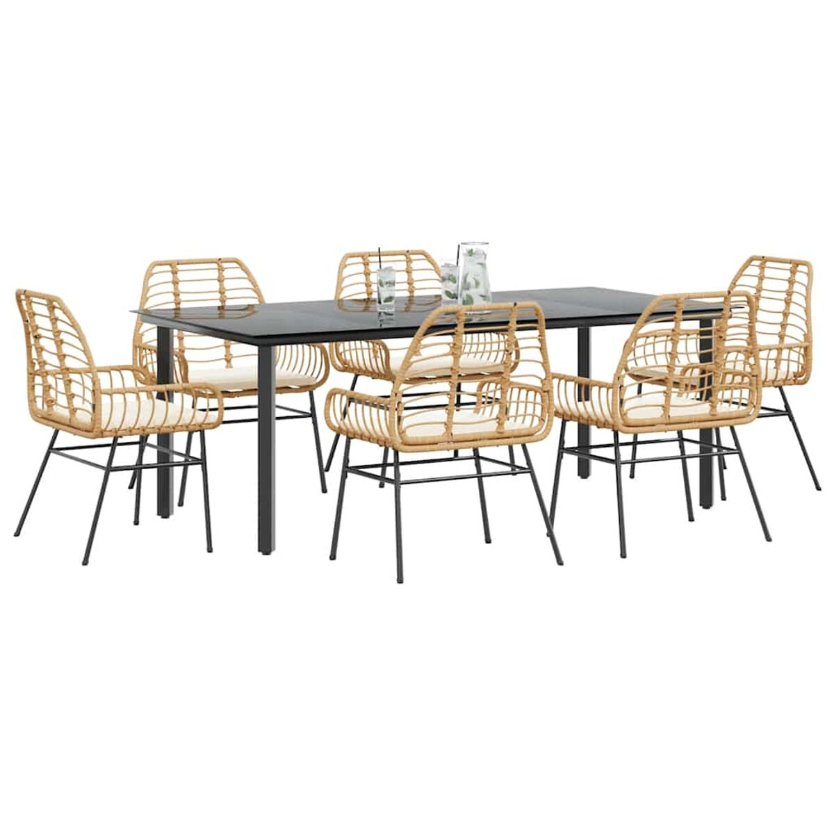 Ein Esszimmer-Set: schwarzer Tisch mit Rattan-Stühlen. Stühle haben ein geschwungenes Design.