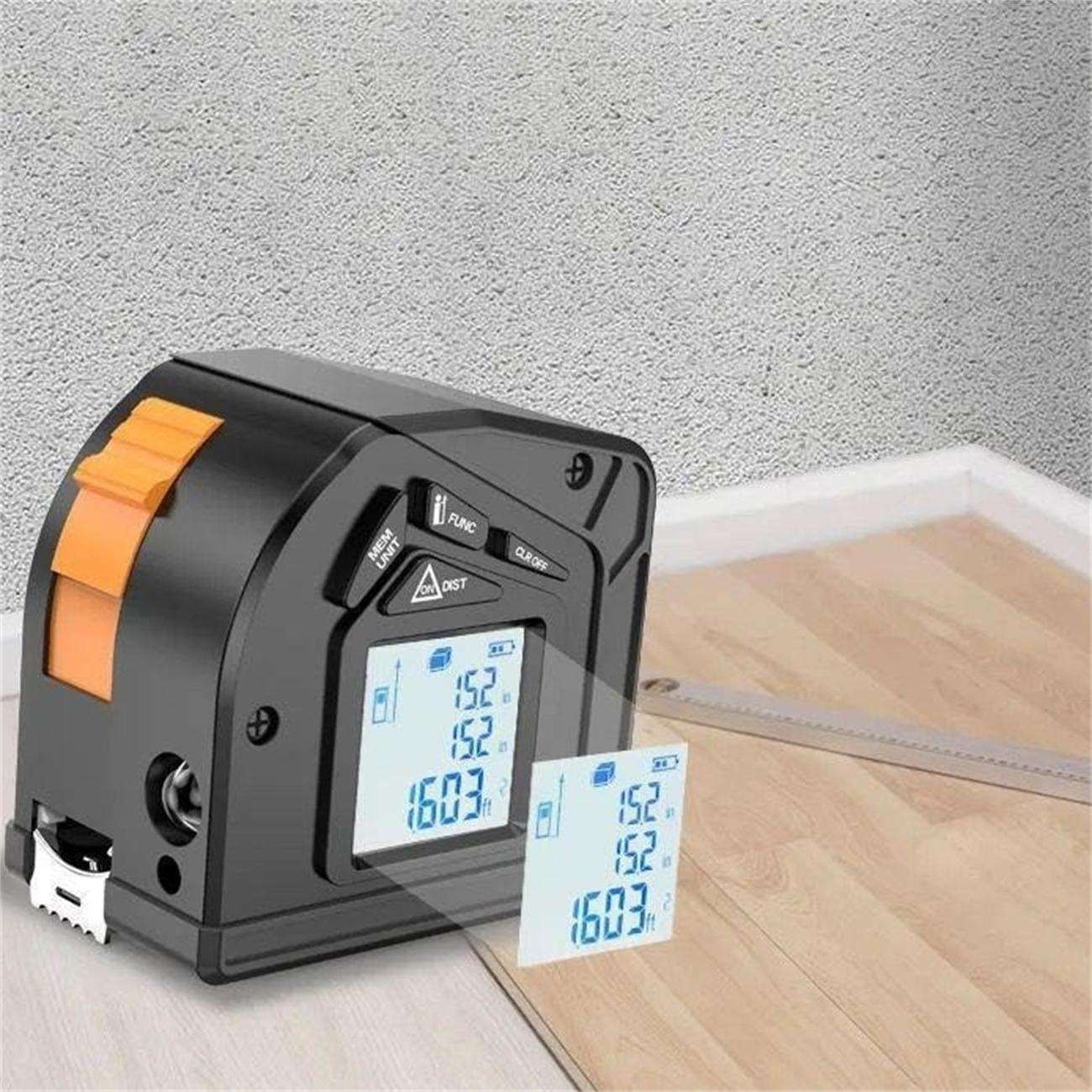 Schwarzes und oranges Laser-Entfernungsmessgerät mit Display, auf Holzoberfläche.
