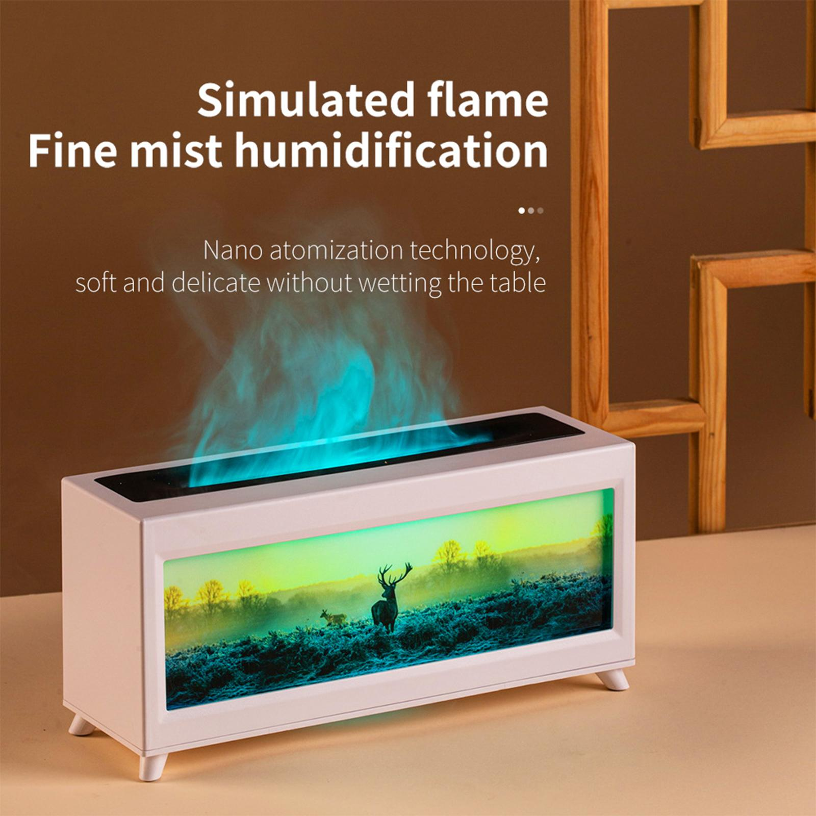 Weißer Luftbefeuchter mit einer Hirschszene und simulierter blauer Flamme. Der Nebel ist blau.