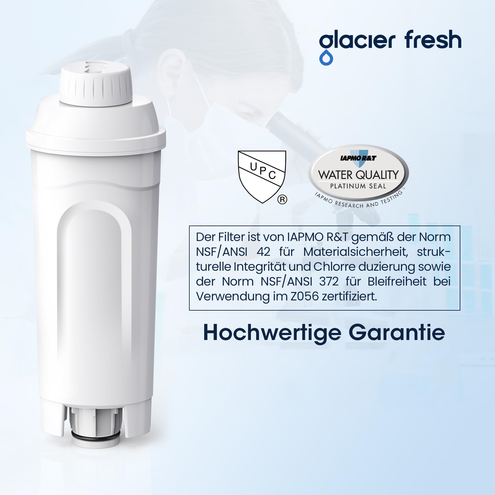 Eine weiße Wasserfilterpatrone mit Text zu Qualität und Zertifizierung, mit Logos.