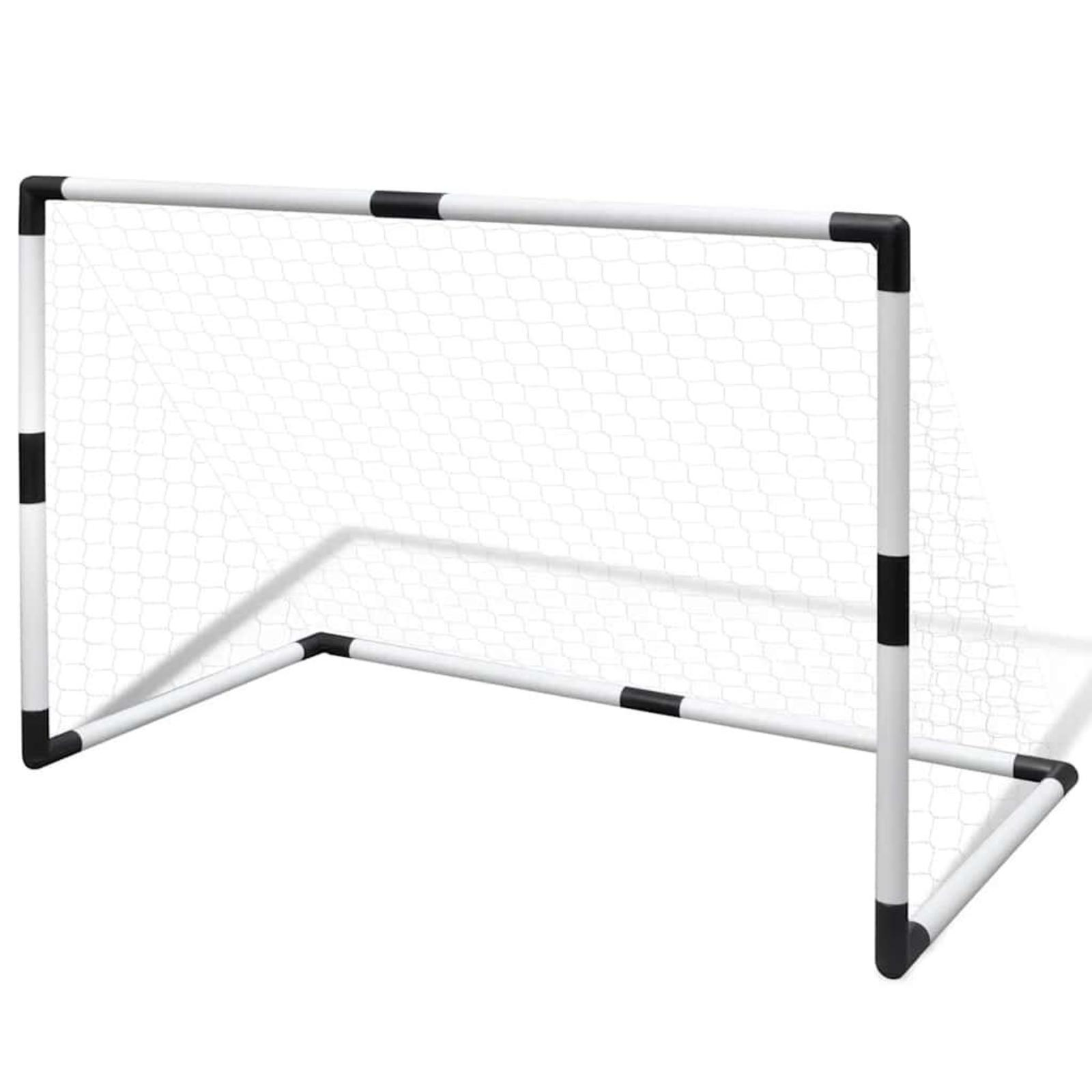 Ein Fussballtor auf weissem Hintergrund. Es ist weiss mit schwarzen Ecken und weissem Netz.