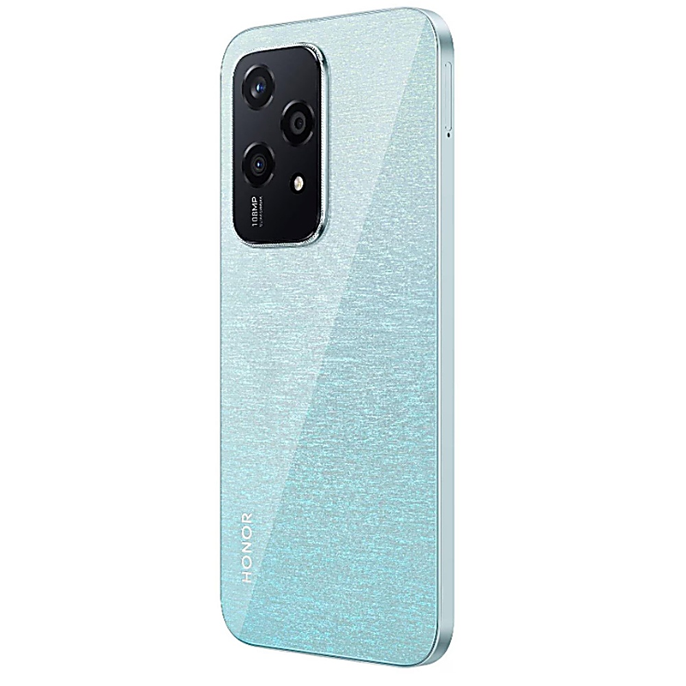 Un teléfono azul claro con parte trasera texturizada y triple cámara. La palabra "HONOR" está abajo.