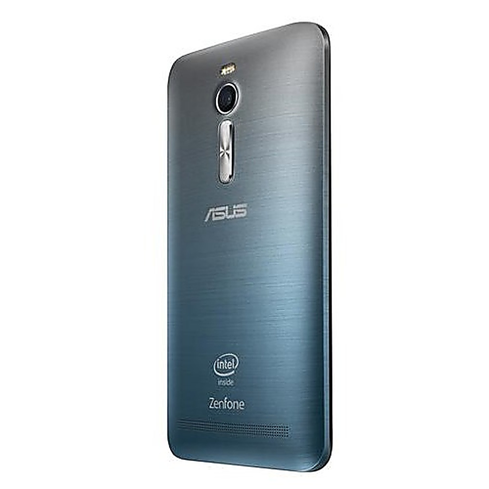 Retro del telefono Asus, fotocamera, logo Intel inside, sfumatura metallica, su sfondo bianco.
