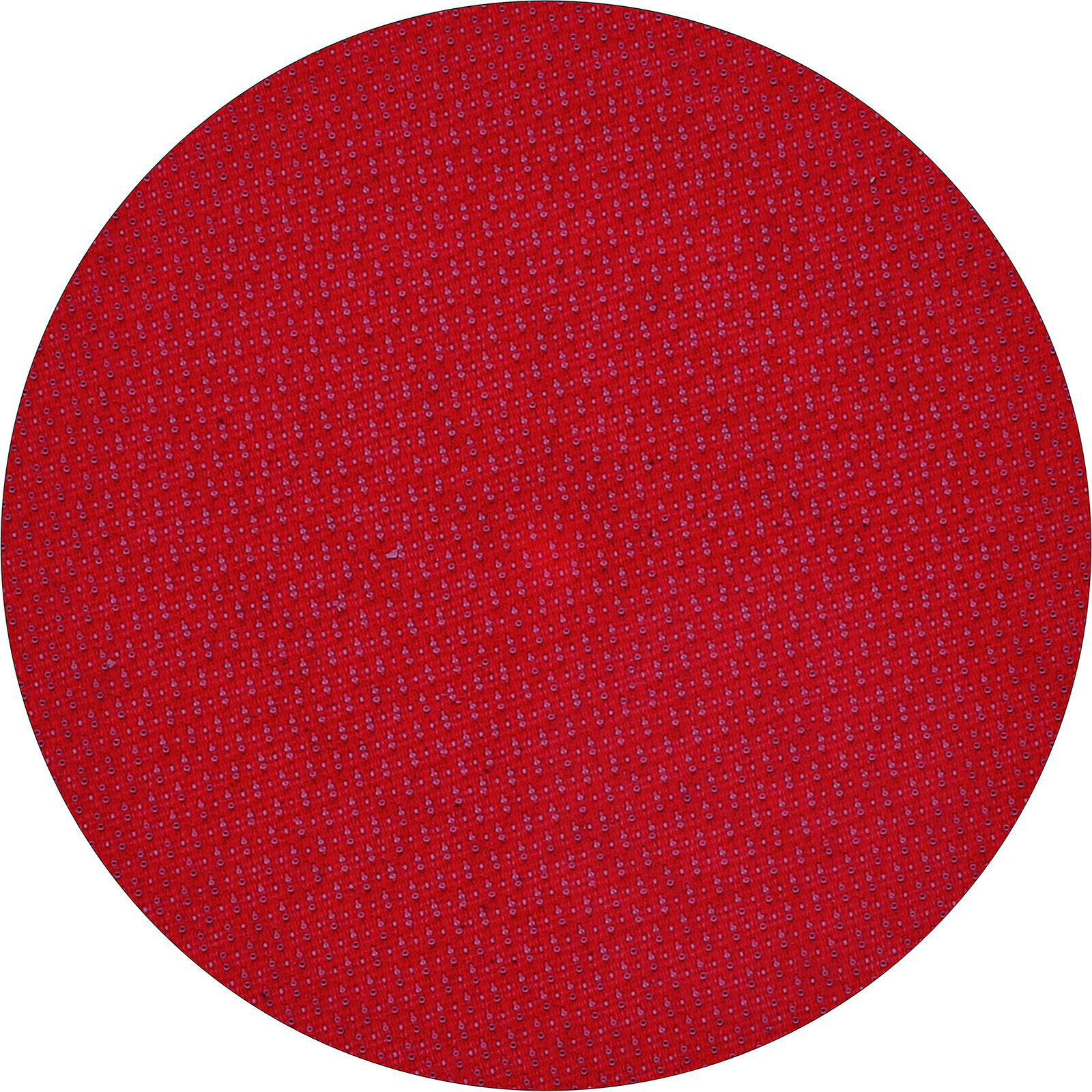 Un tessuto rosso, circolare. Texture dettagliata visibile. Il colore è uniforme. I bordi sono ben definiti.