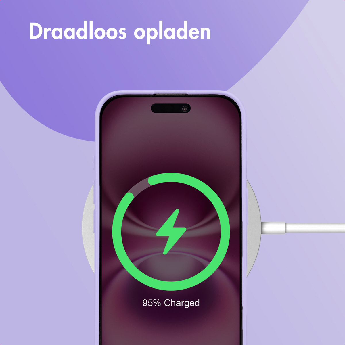 Een telefoon die draadloos oplaadt, met een groen oplaadicoon, op een paarse achtergrond.